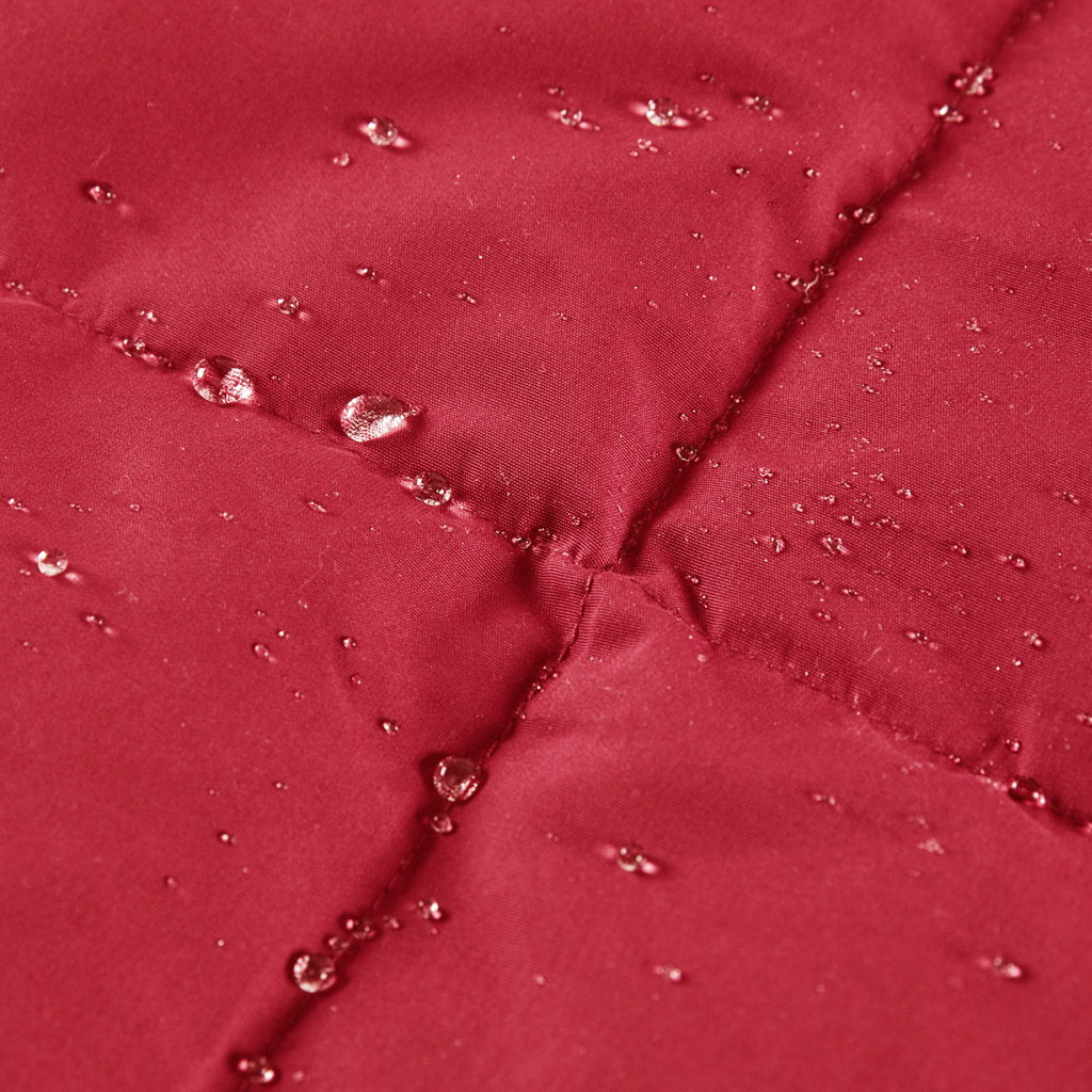 Hadly - Wearable Throw - Red