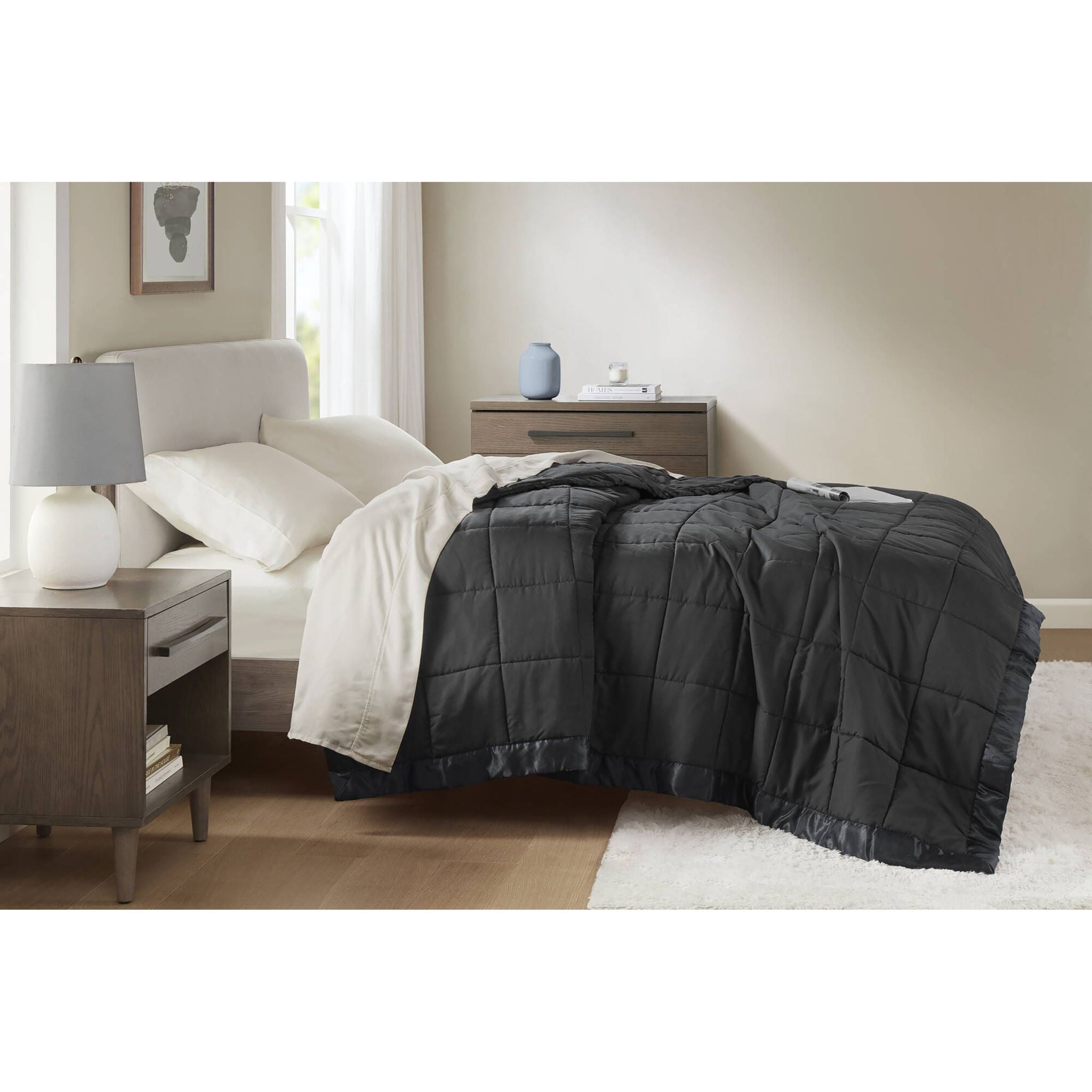 Windom - Twin Lightweight Down Alternative Blanket With Satin Trim - Black