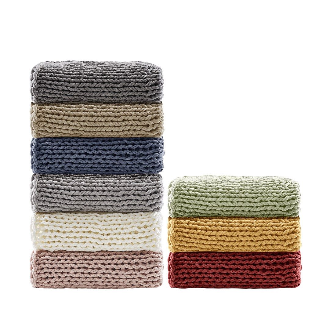 Chunky Double Knit - Handmade Throw - Red