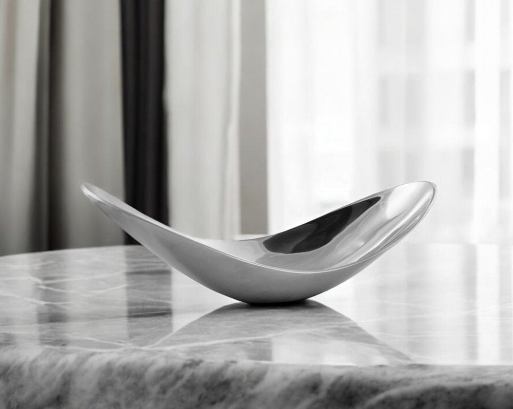 13" Aluminum Modern Twisted Centerpiece Bowl