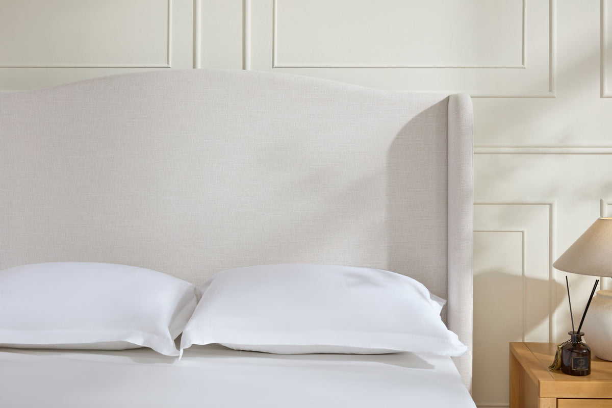 Hannah - Upholstered Wingback Bed Size / Tall Headboard Upholstered King Bed / Premium Textured Look / Minimalist Designs / No Box Spring Needed