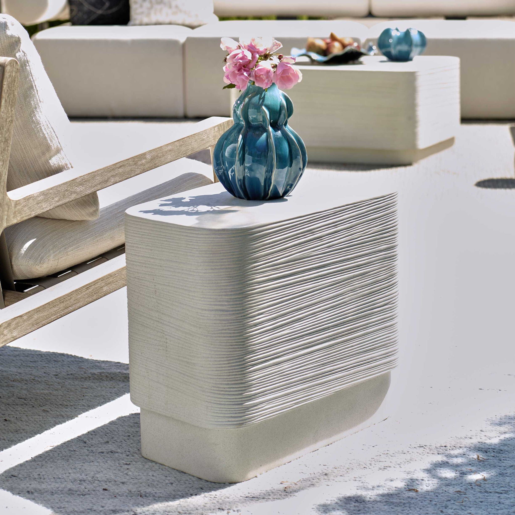 Saltwater - Concrete Table