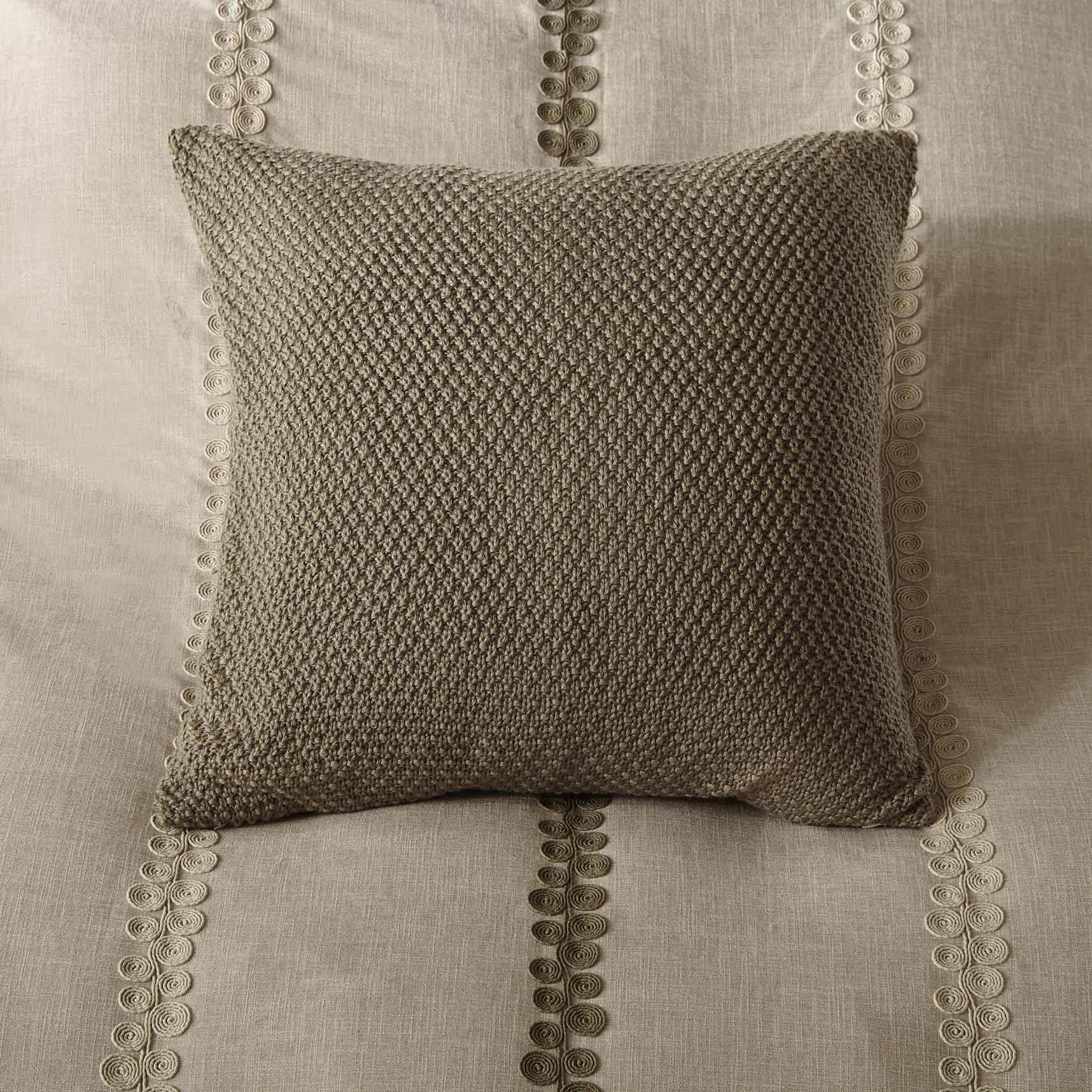 Chateau - King Comforter Set - Linen