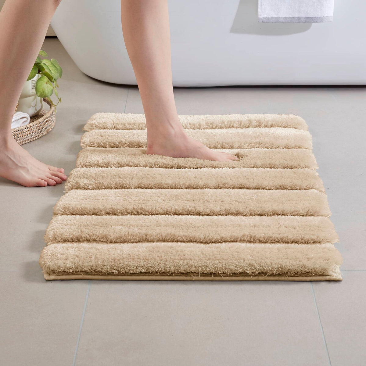 Tufted Pearl Channel - 17" x 24" Rug - Wheat
