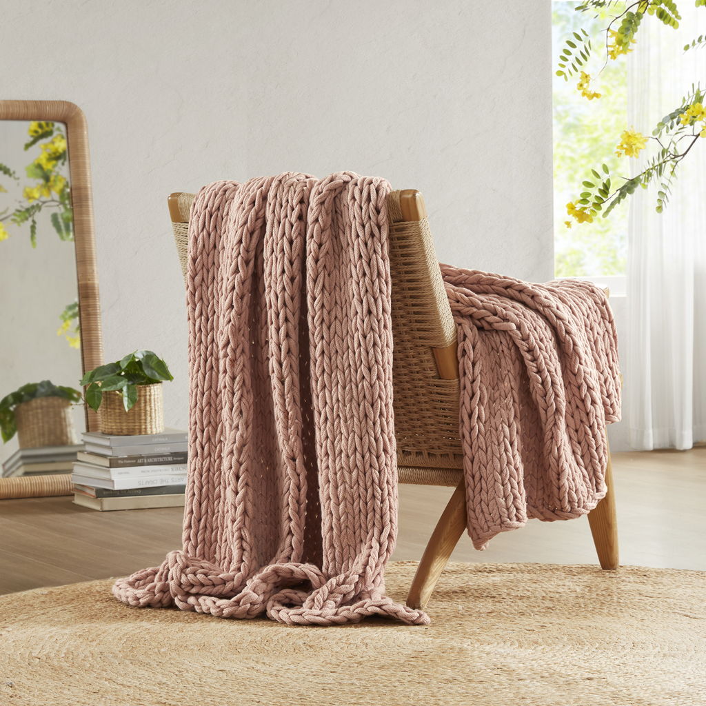 Chunky Double Knit - Handmade Throw - Blush