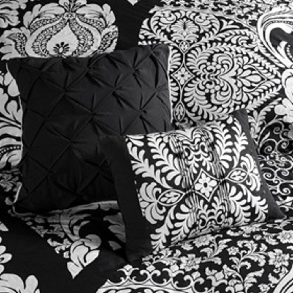 Set of Seven Black And White Damask King Ring Stitch Polyester Sham And Comforter