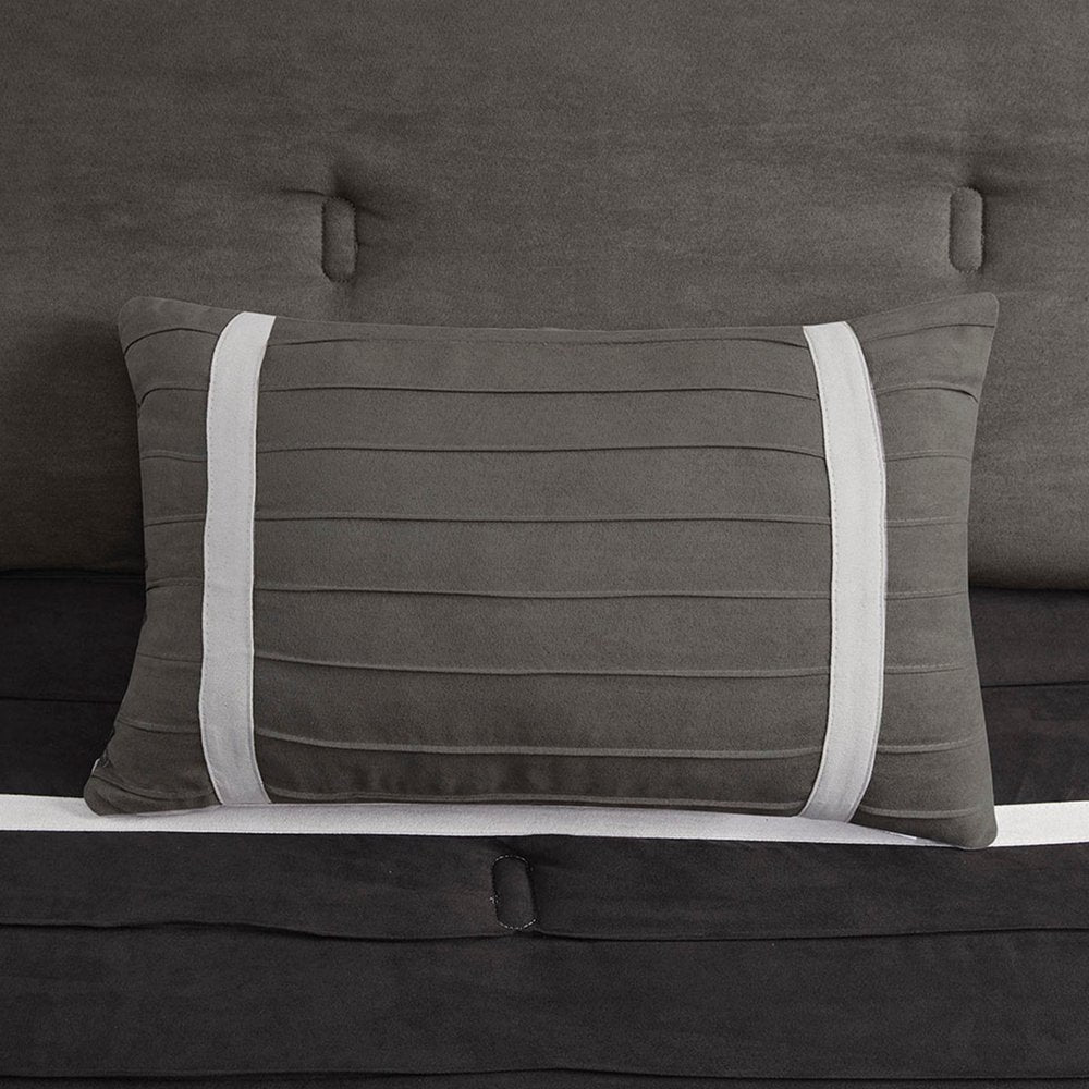 Set of Seven Black King Ring Stitch Polyester Sham And Comforter