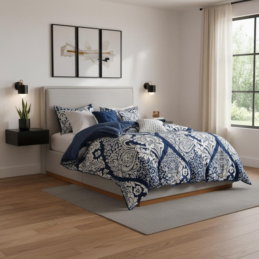 Set of Seven Indigo And White Damask Queen Ring Stitch Polyester Sham And Comforter