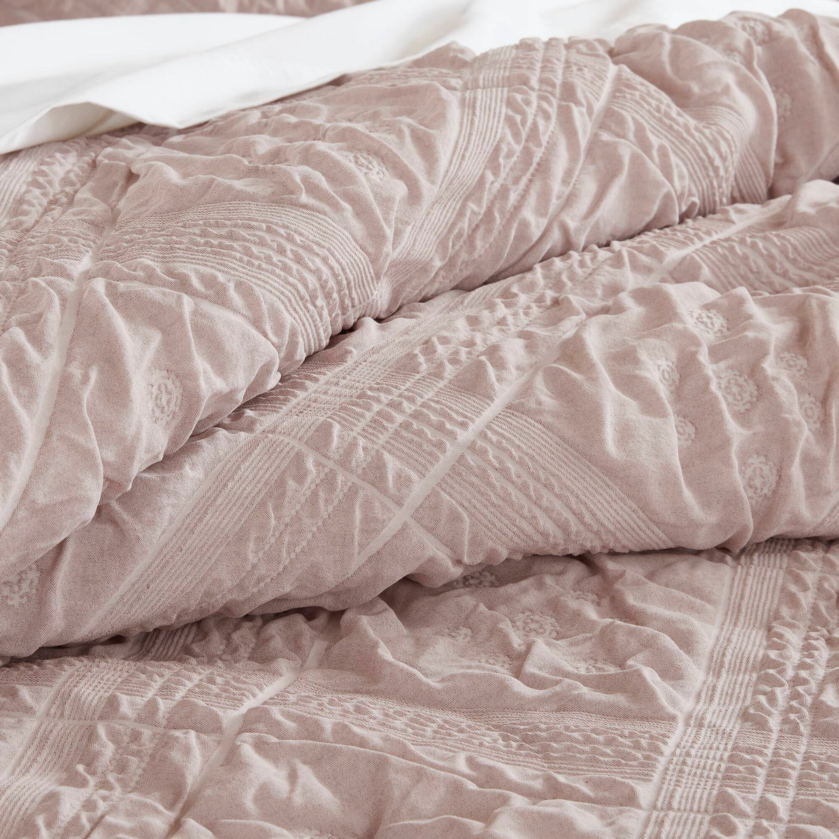 Mona - Full/Queen 5 Piece Sculpted Comforter Set - Pink