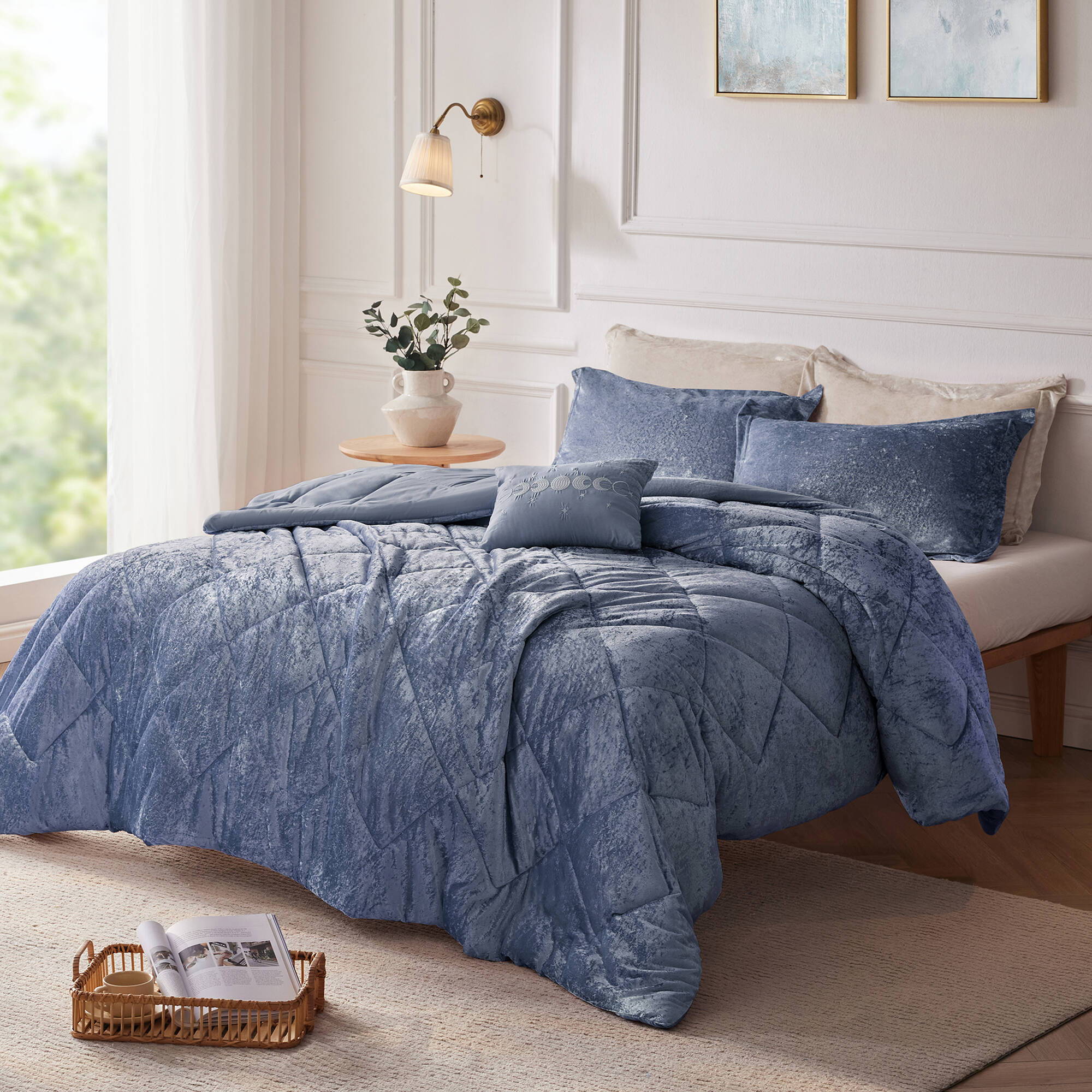Felicia - Velvet Twin Duvet Cover Set With Throw Pillow - Blue