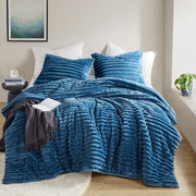 Avril - King/California King Fluffy Ribbed Plush Comforter Set - Blue