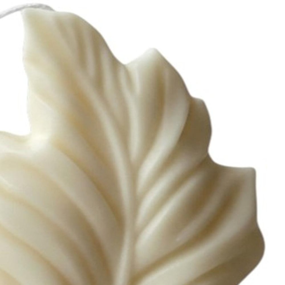 6" Ivory Black Ice Scented Dimensional Feather Candle
