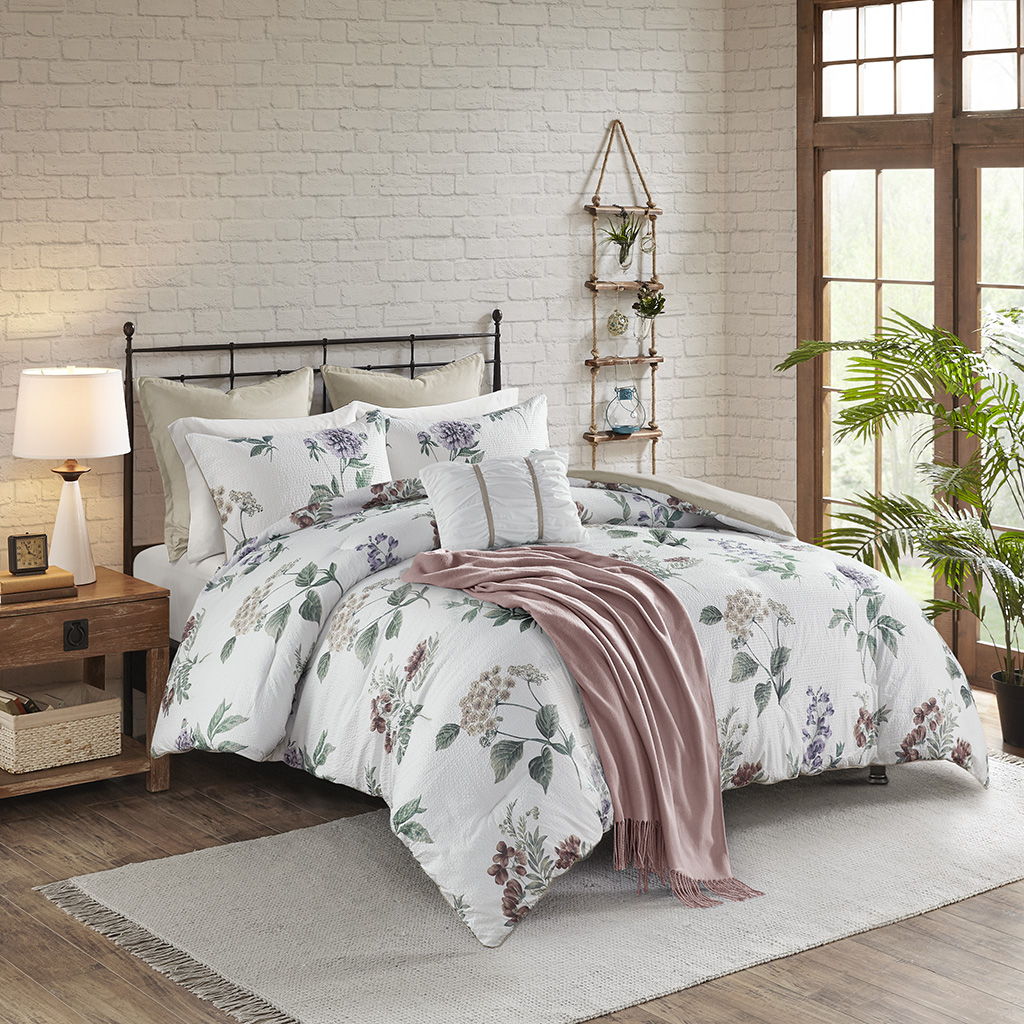 Zennia - 7 Piece Printed Seersucker Comforter Set With Throw Blanket - Taupe / Blush