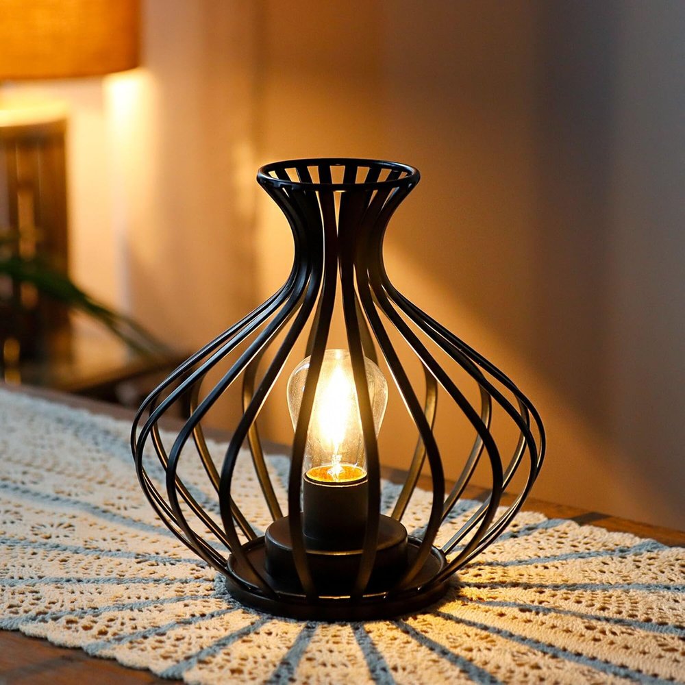 8" Black Metal Pierced Novelty Desk Lamp With Novelty Shade