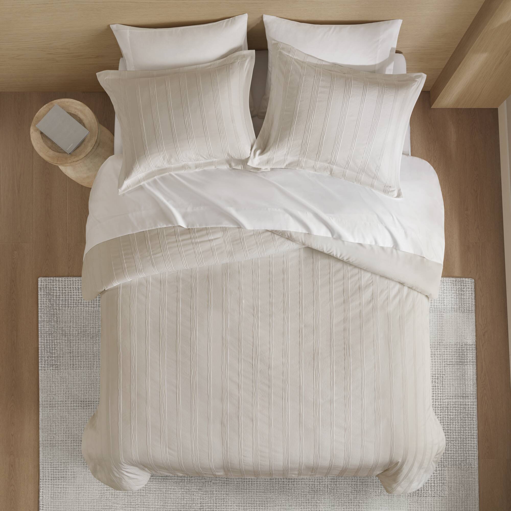 Logan - Queen Striped Duvet Set - Neutral