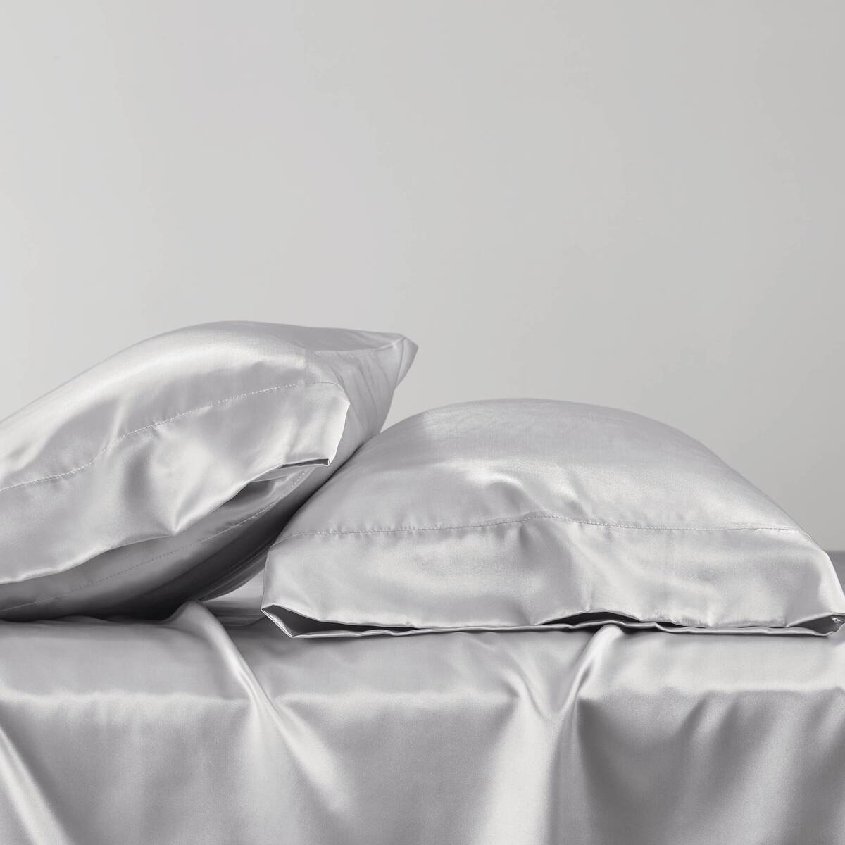 Satin - Pillowcases (Set of 2) Queen - Light Gray