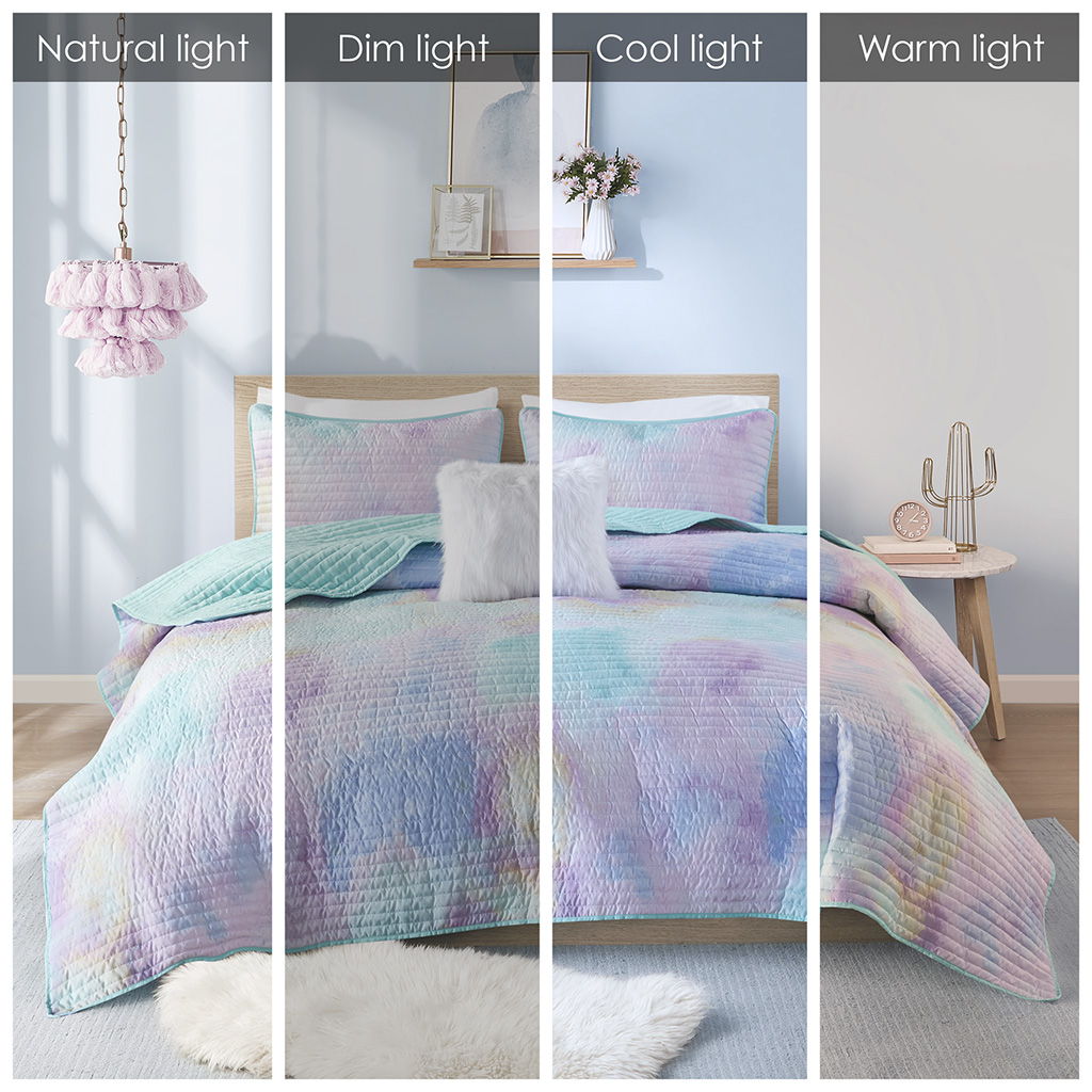Cassiopeia - Watercolor Tie Dye Printed Quilt Set With Throw Pillow - Light Blue