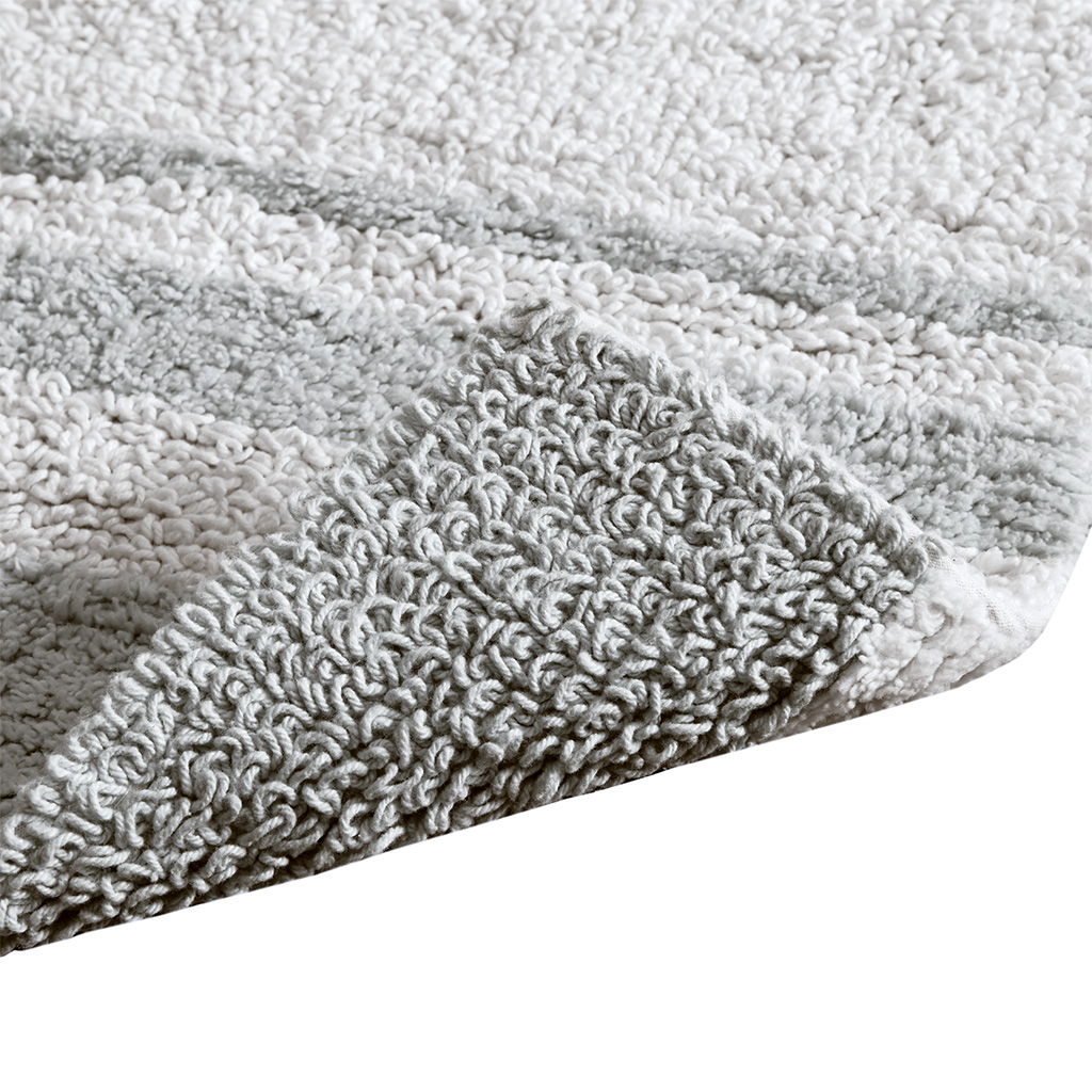 Spa - 27" x 45"Reversible Bath Rug - Gray