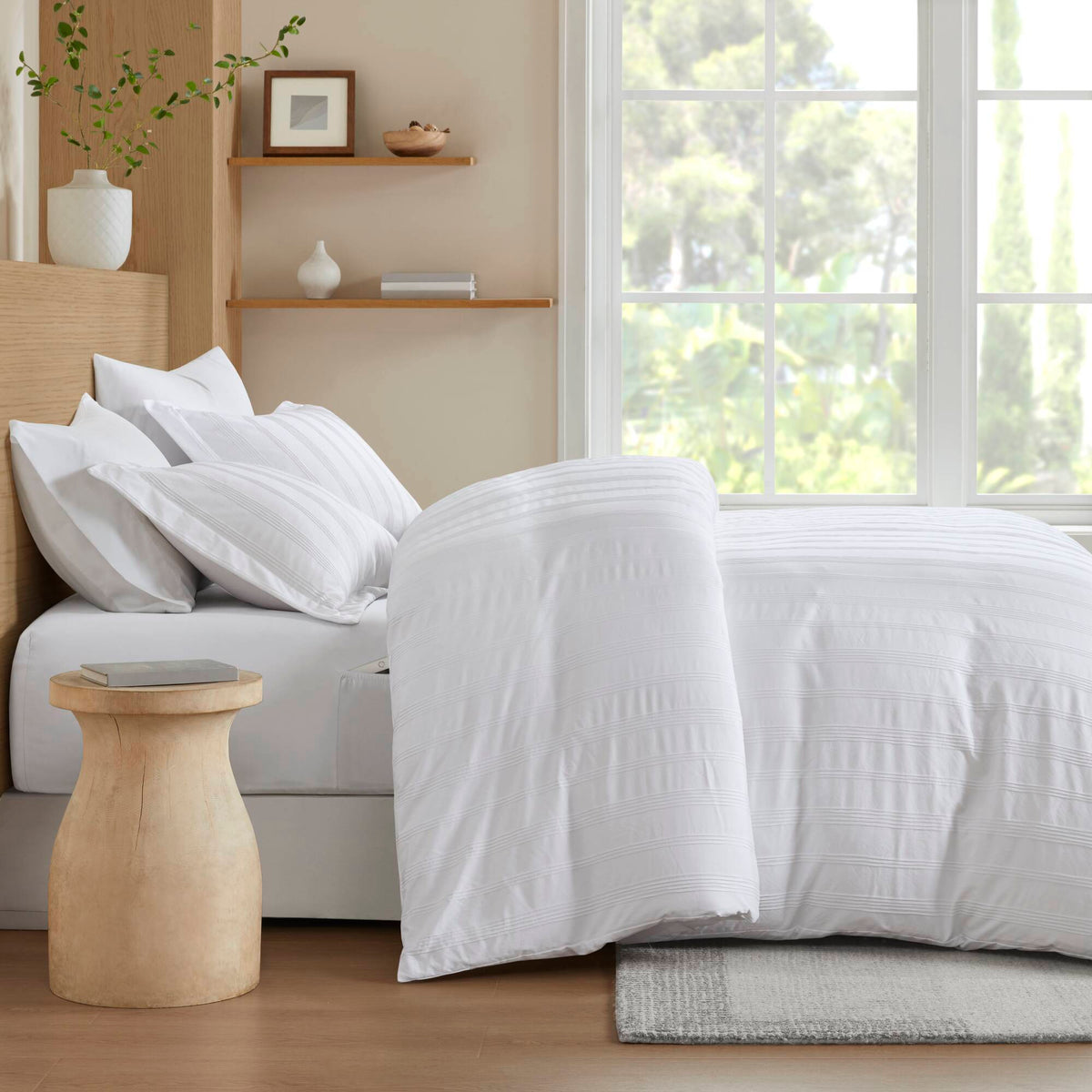 Logan - King Striped Duvet Set - White
