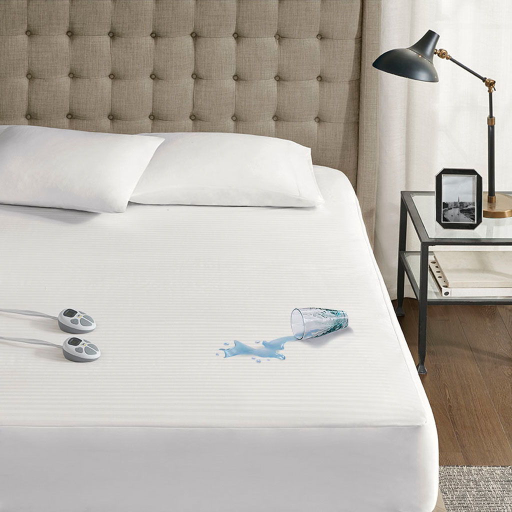 King Waterproof Heated Mattress Pad - White
