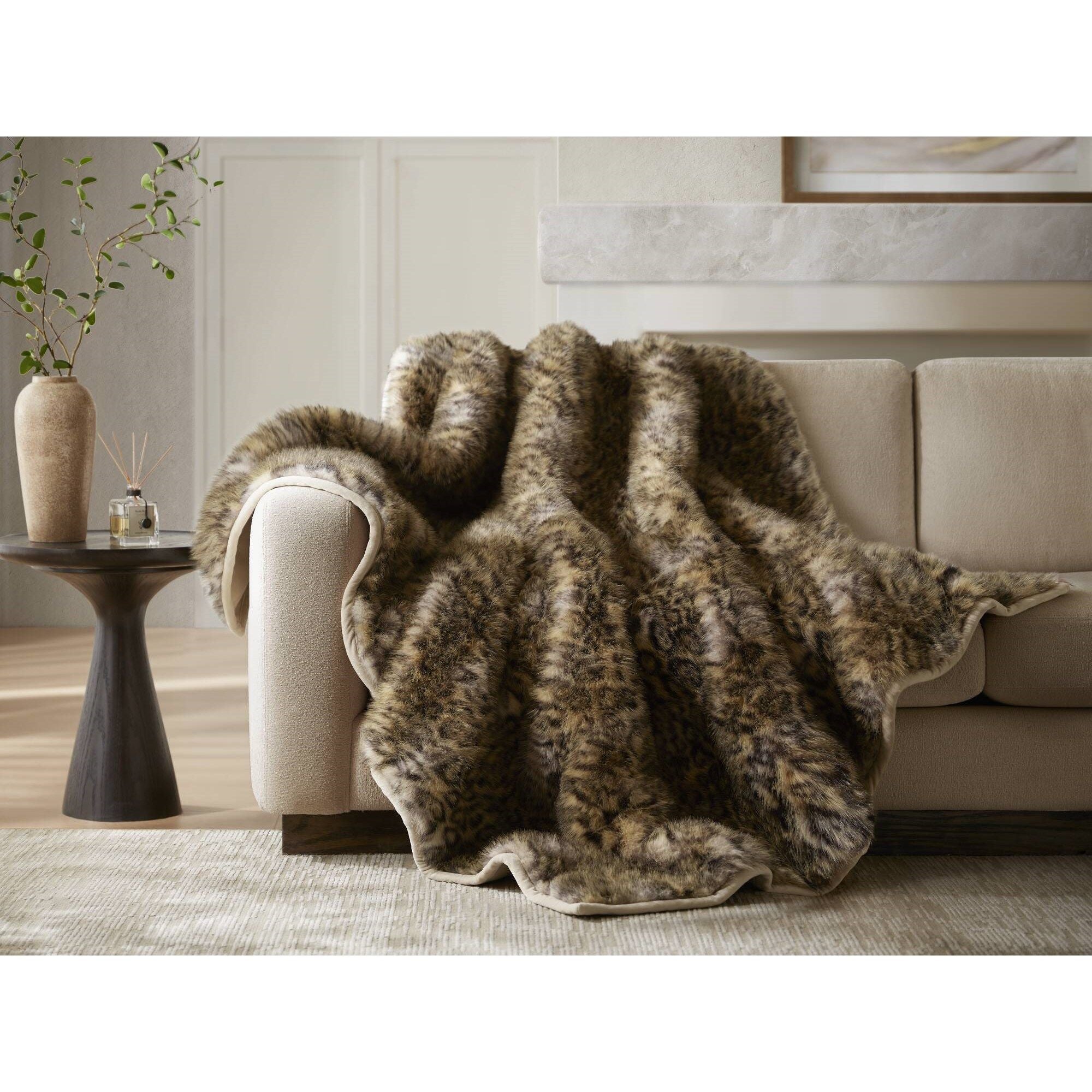 Botswana Animal Print - 60x80" Faux Fur Throw Blanket - Leopard
