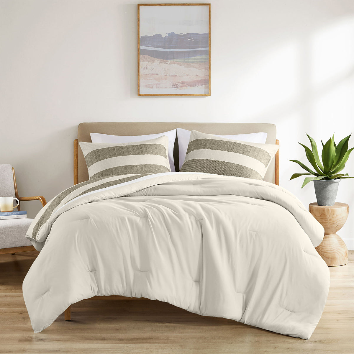 Blais - King Stripe Textured Print Comforter Set - Neutral