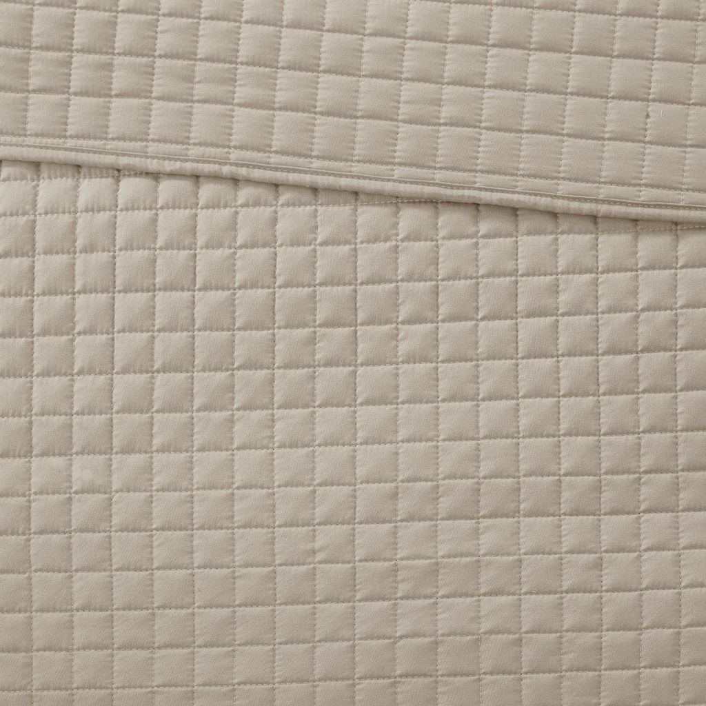 Otto - King 3 Piece Reversible Coverlet Set - Neutral