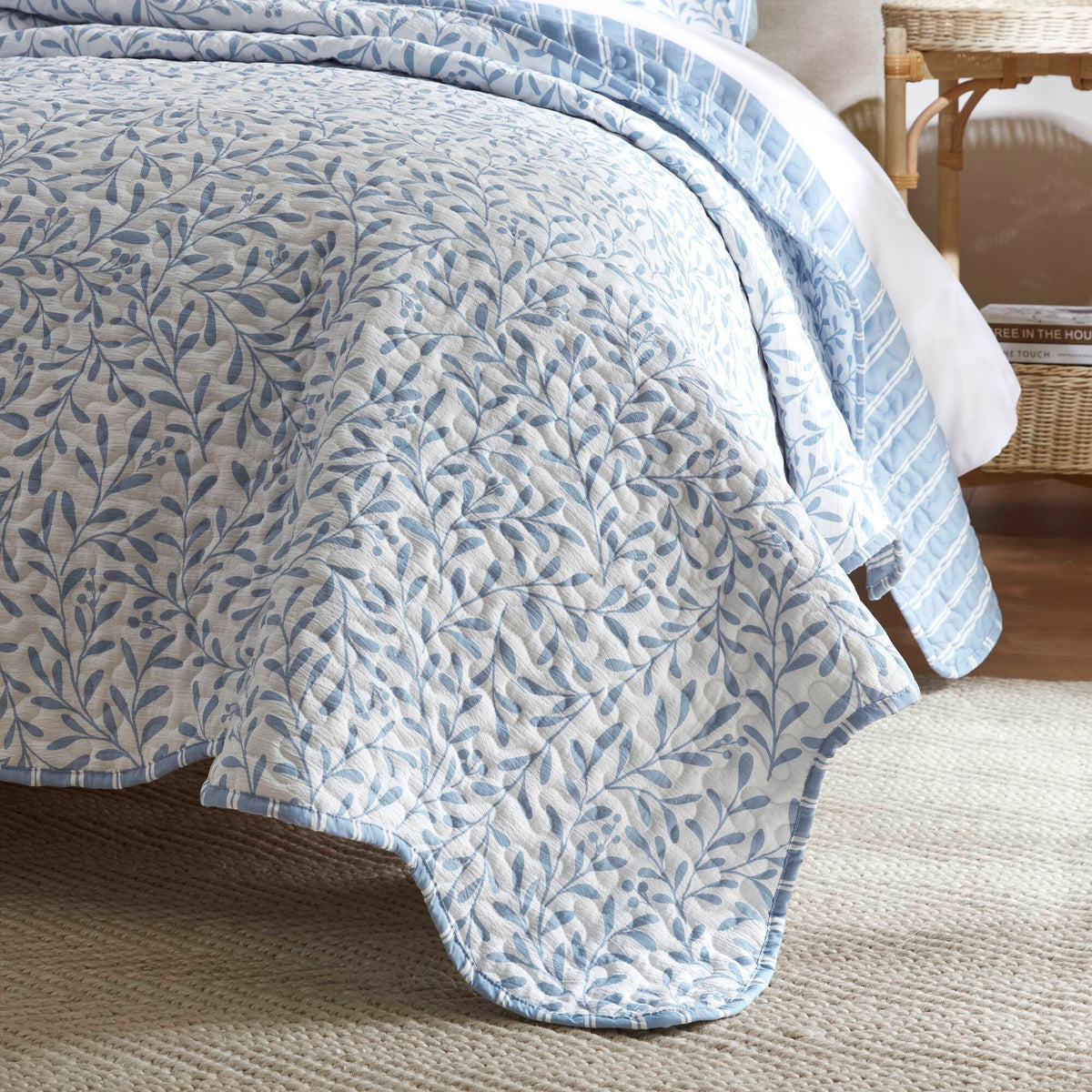 Darcy - 3 Piece Print King Quilt Set - Blue