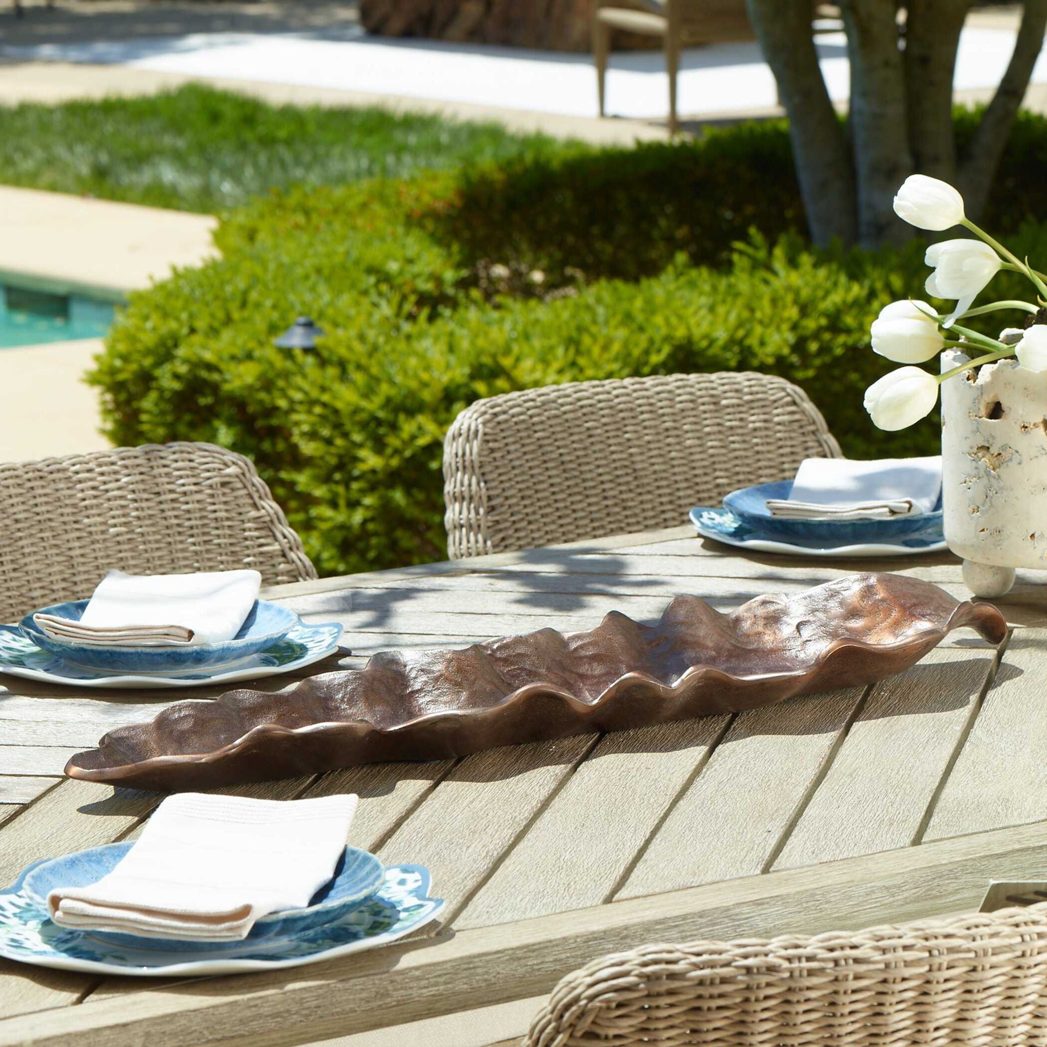 Frond - Indoor-Outdoor Leaf Tray - Bronze