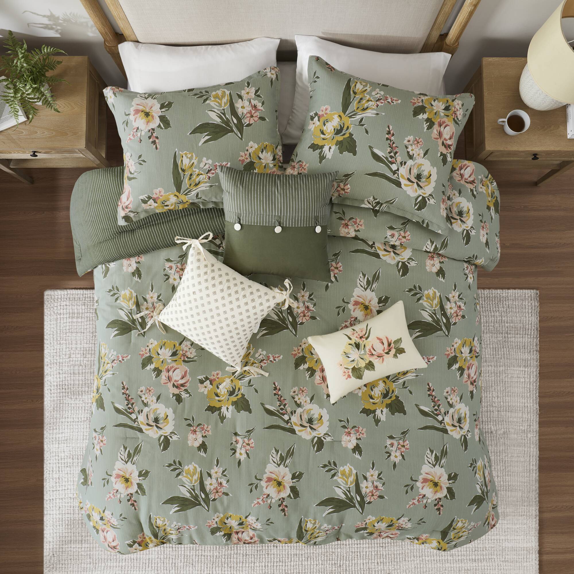 Salara - Queen Comforter Set - Green