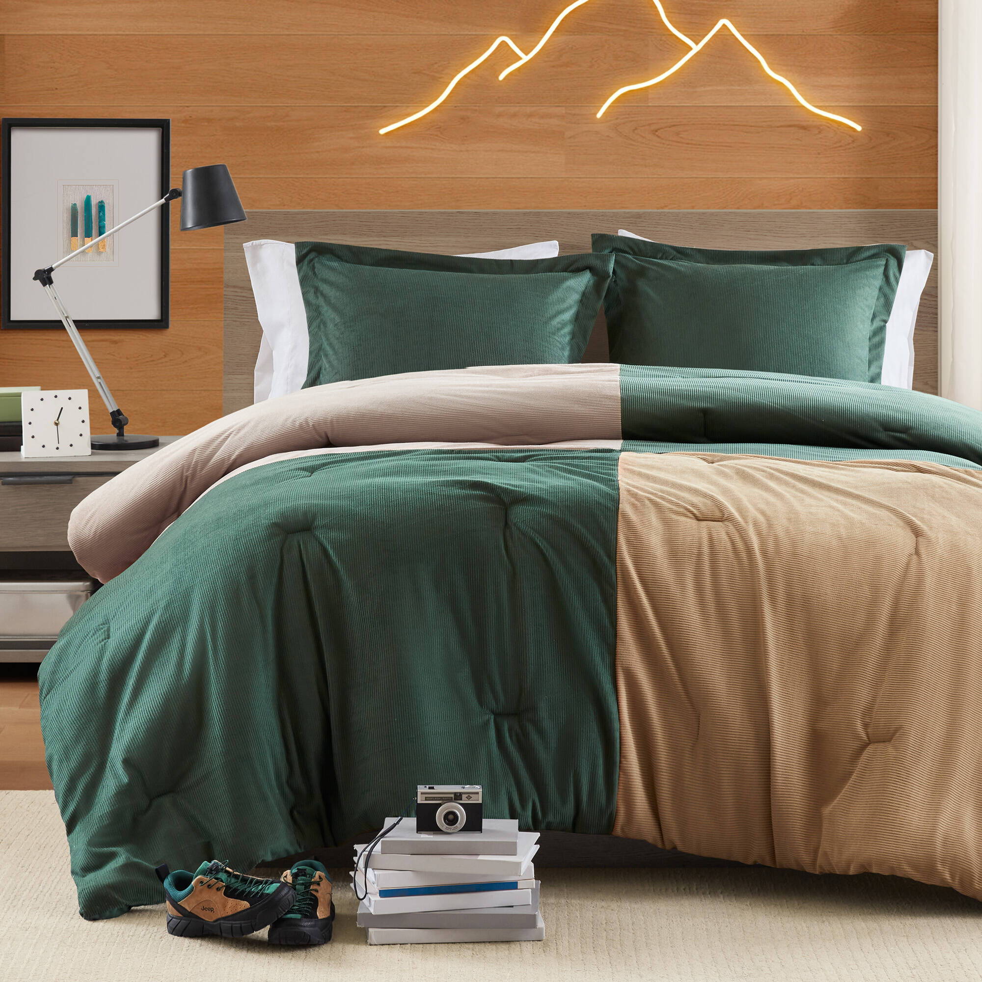 Stafford - Full/Queen Comforter Set - Green