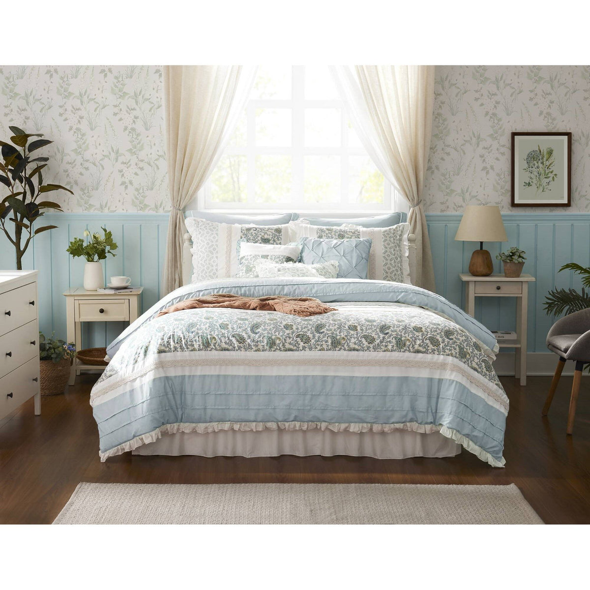 Dawn - Queen - 9 Piece Comforter Set - Blue