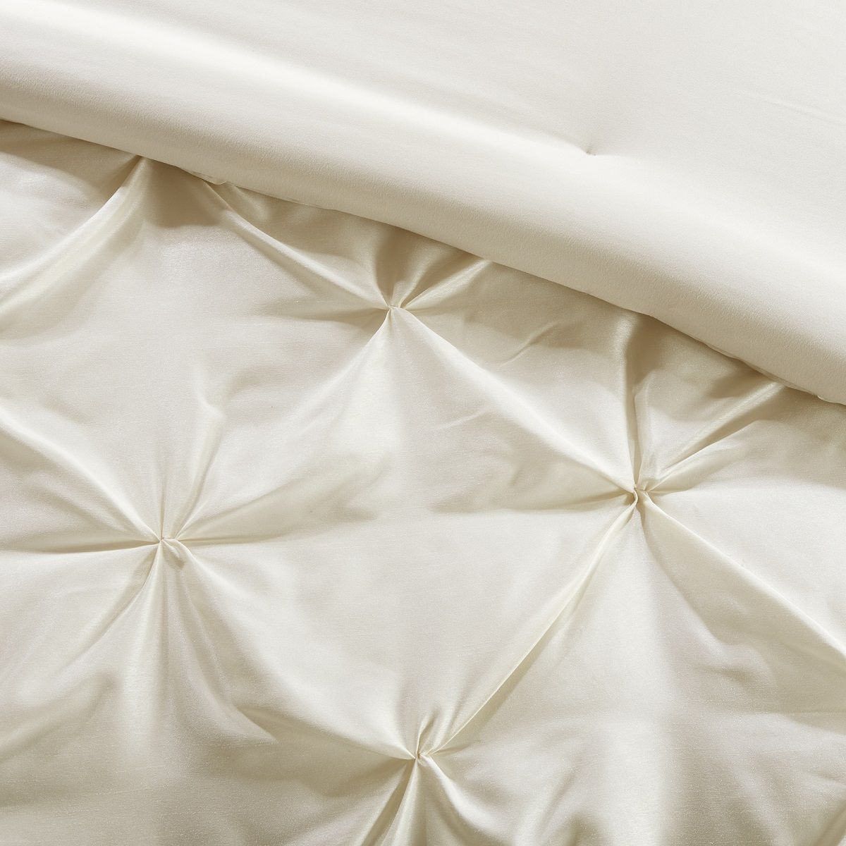 Joella - King 24 Piece Room In A Bag - Ivory