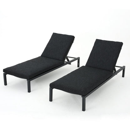 Modern Chaise Lounge With Wate Resistant Fabric Cushions