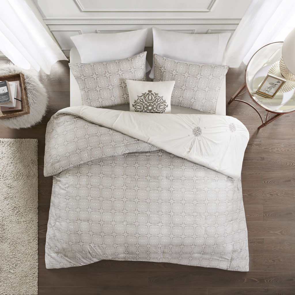 Malia - King 4 Piece Embroidered Reversible Duvet Cover Set - Ivory