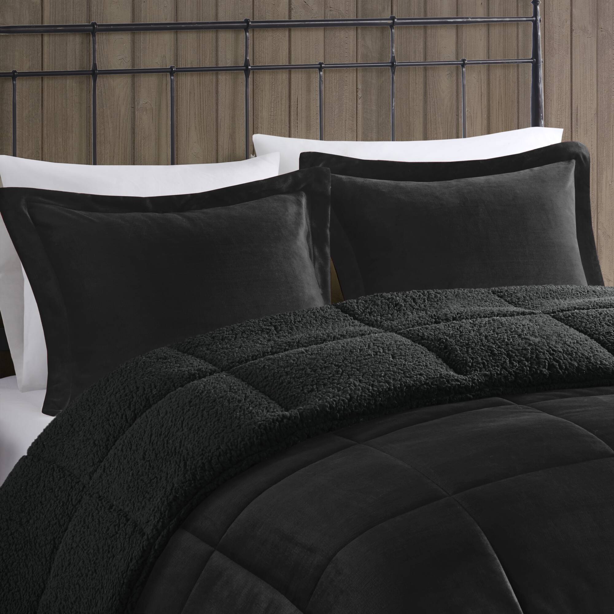Alton - Full/Queen Plush Sherpa Down Alternative Comforter Set - Black
