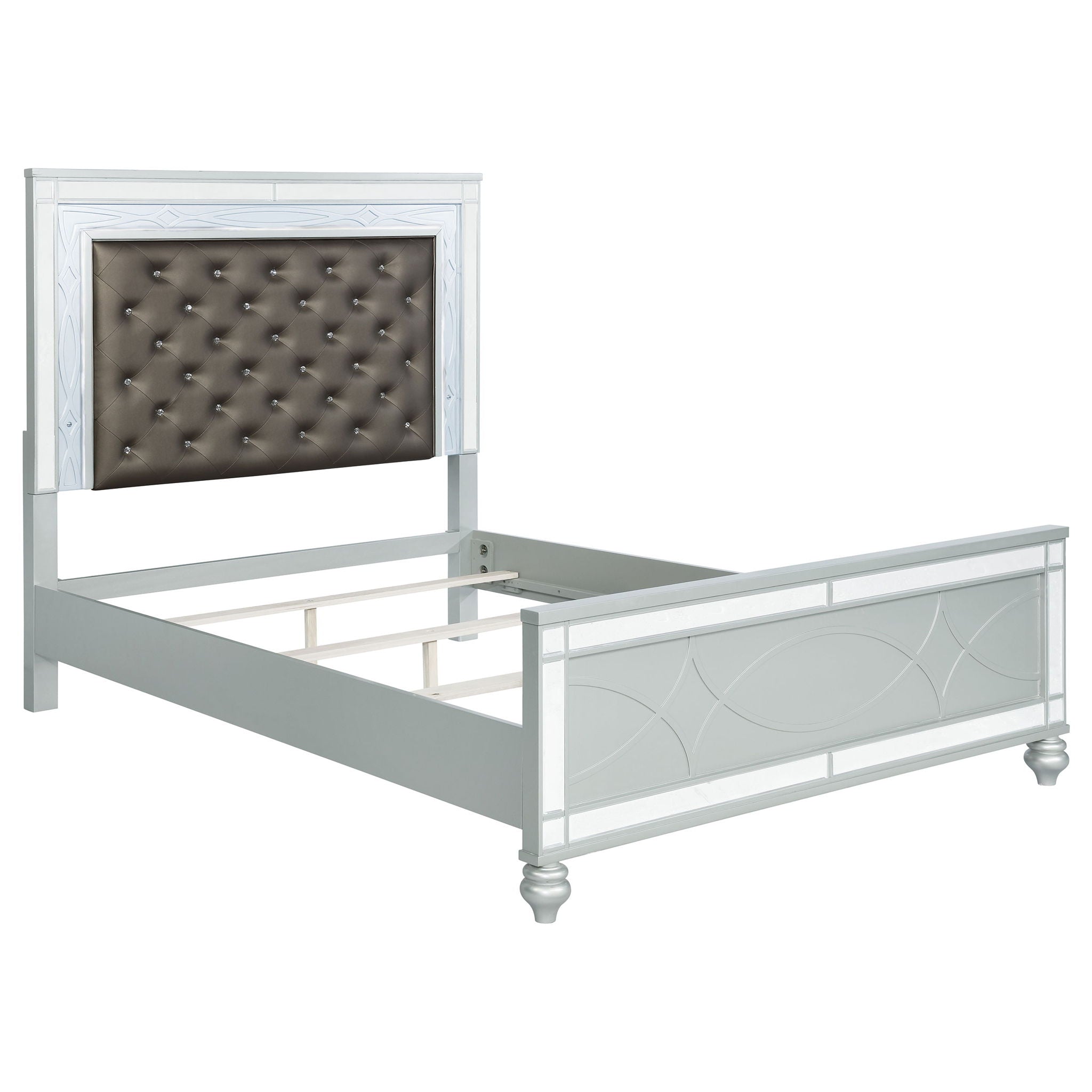 Arabesque - 4 Piece Queen Bedroom Set With LED Headboard - Silver