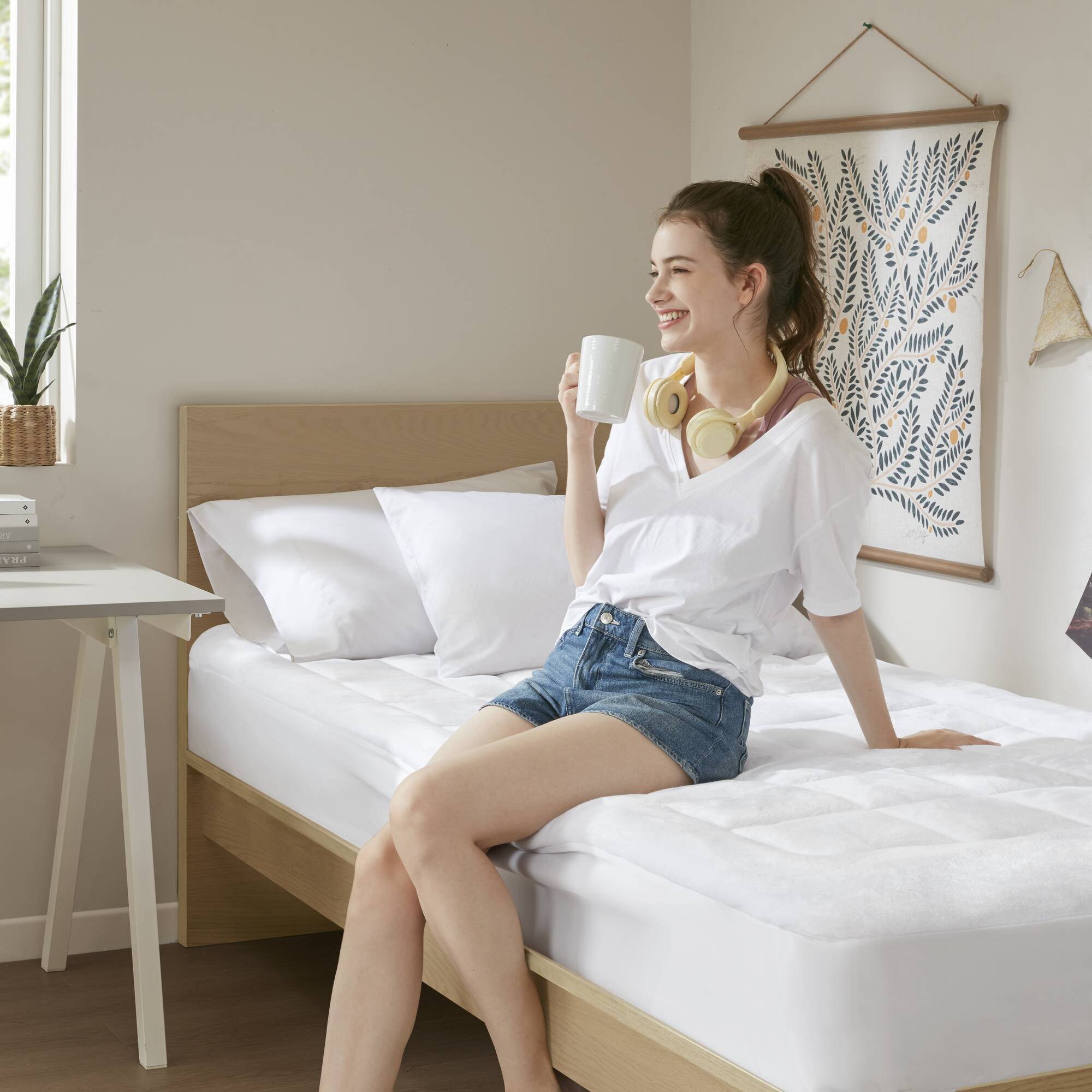 Cloud Soft - Overfilled Hypoallergenic Waterproof Mattress Pad - White