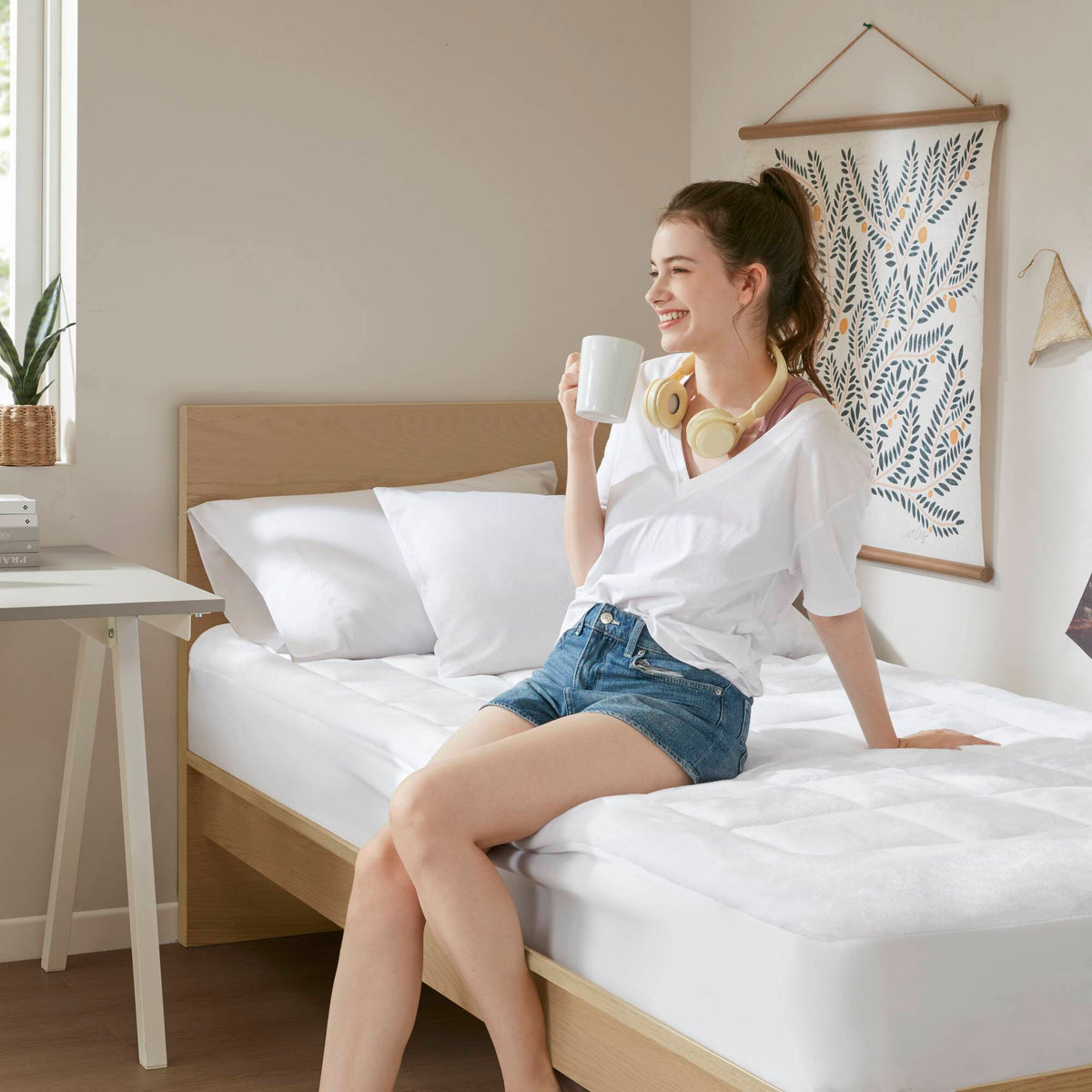 Cloud Soft - Twin Overfilled Hypoallergenic Down Alternative Waterproof Mattress Pad - White