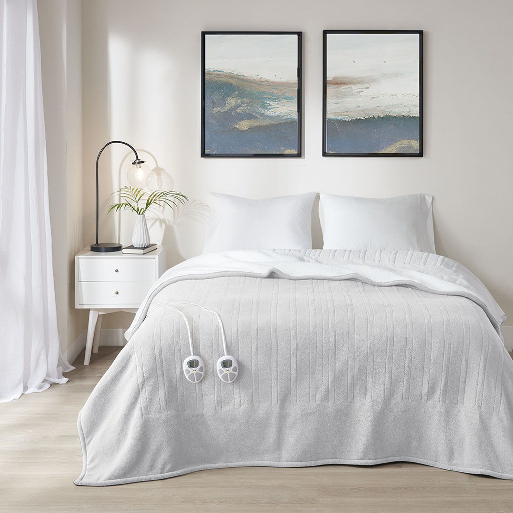 Fleece to Sherpa - King Comfort Heated Blanket - Light Gray