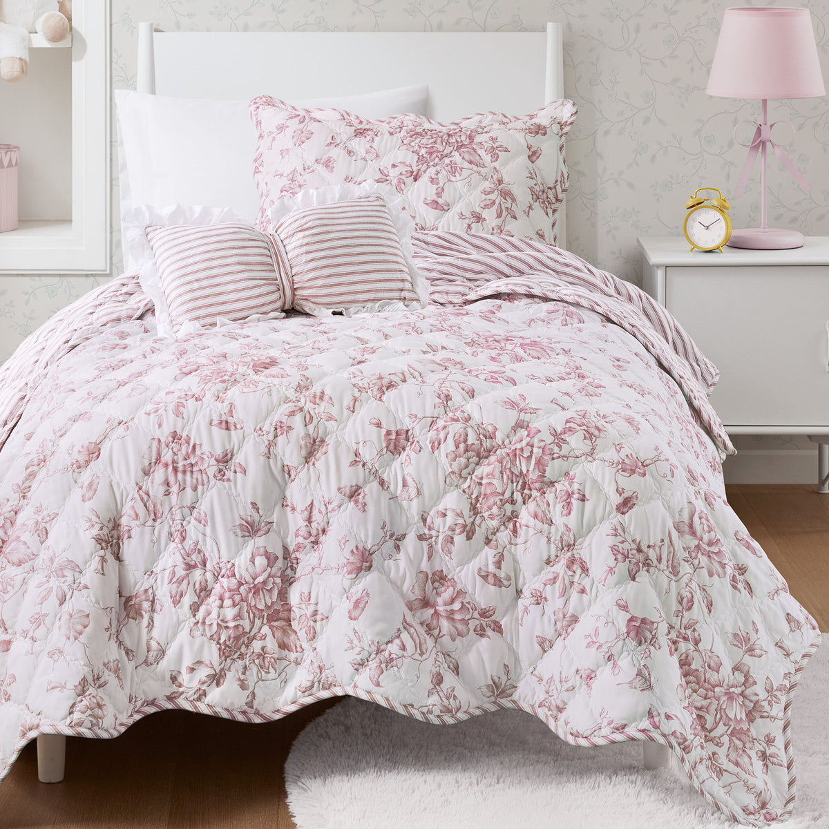 Adele - 3 Piece Twin/Twin Long Quilt Set - Pink / White