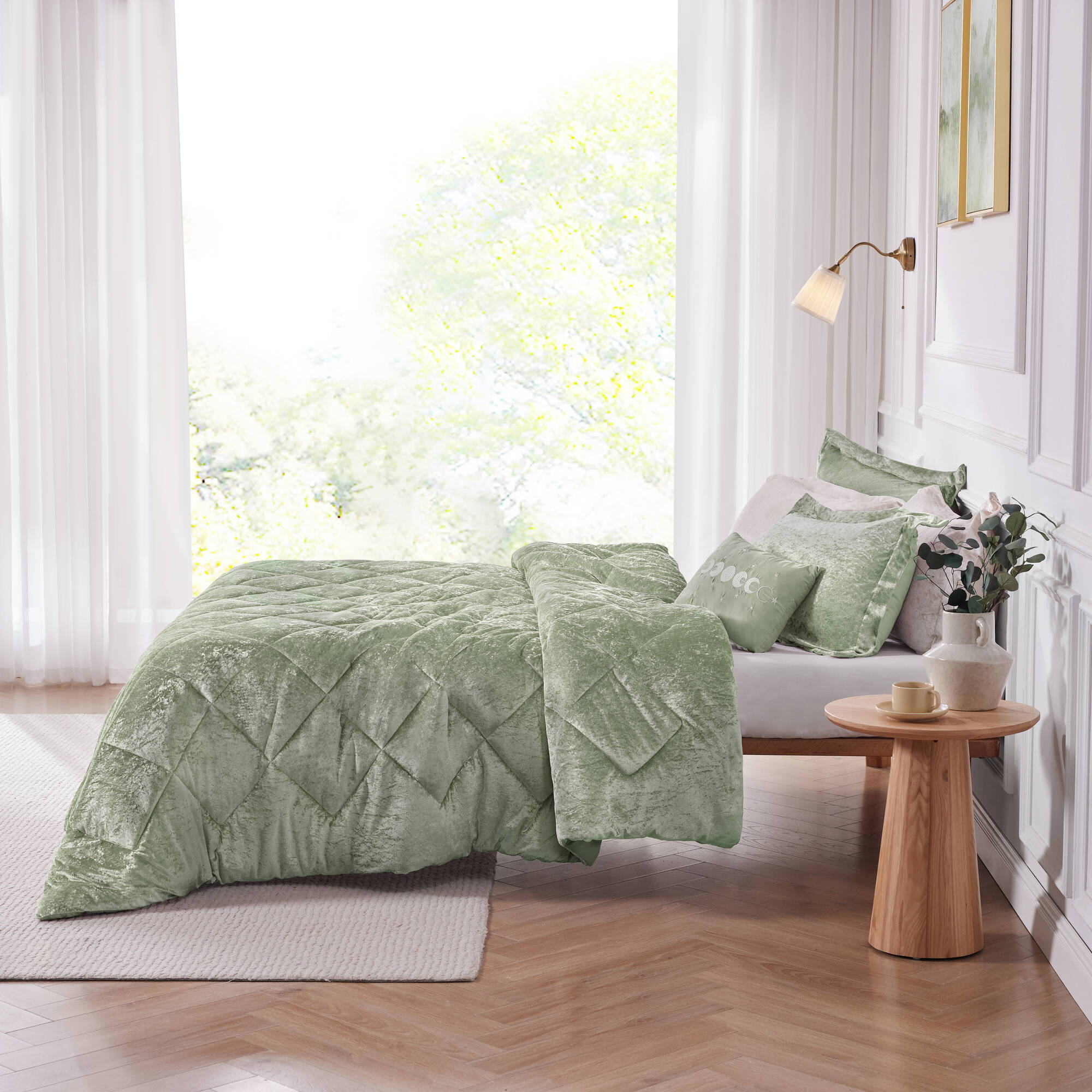 Felicia - Velvet Duvet Cover Set With Throw Pillow - Green