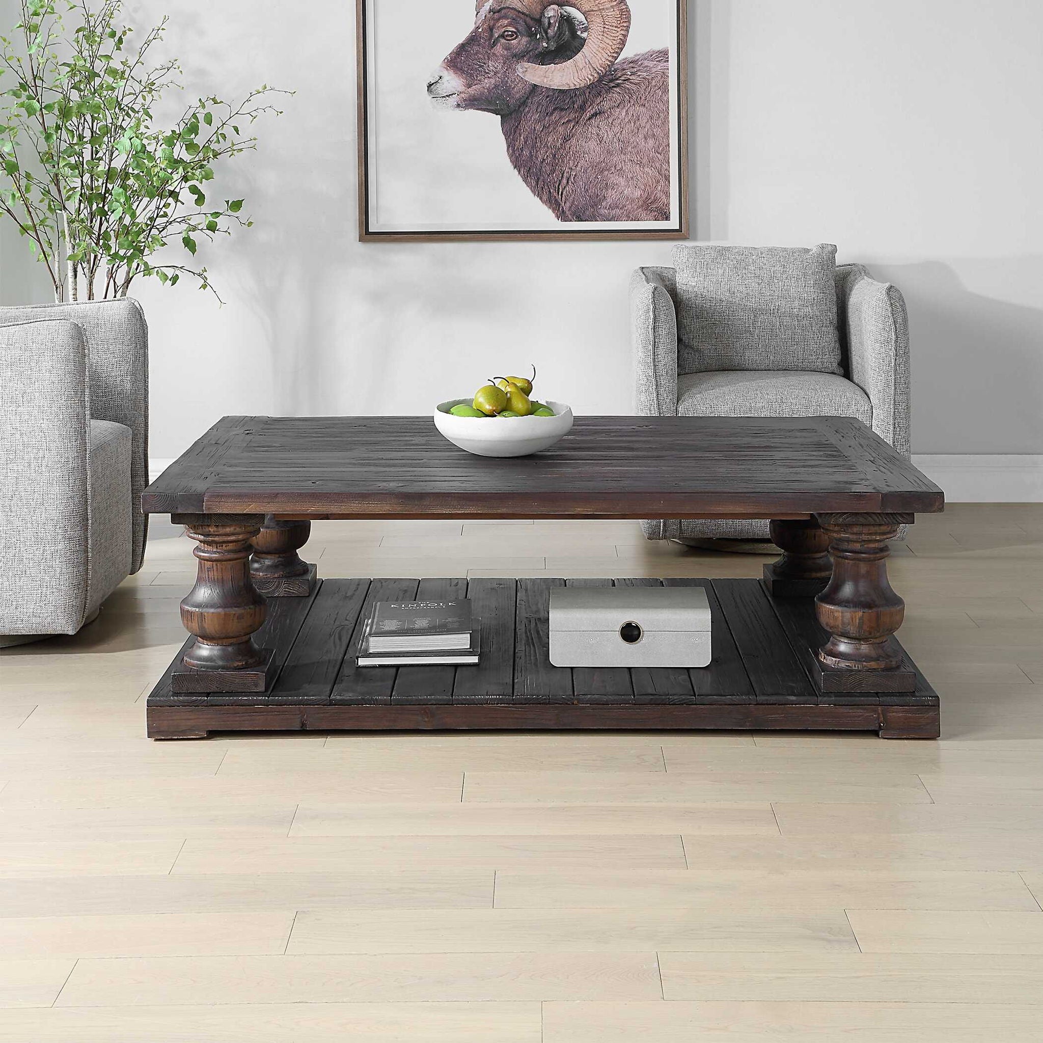 Stratford - Coffee Table - Walnut