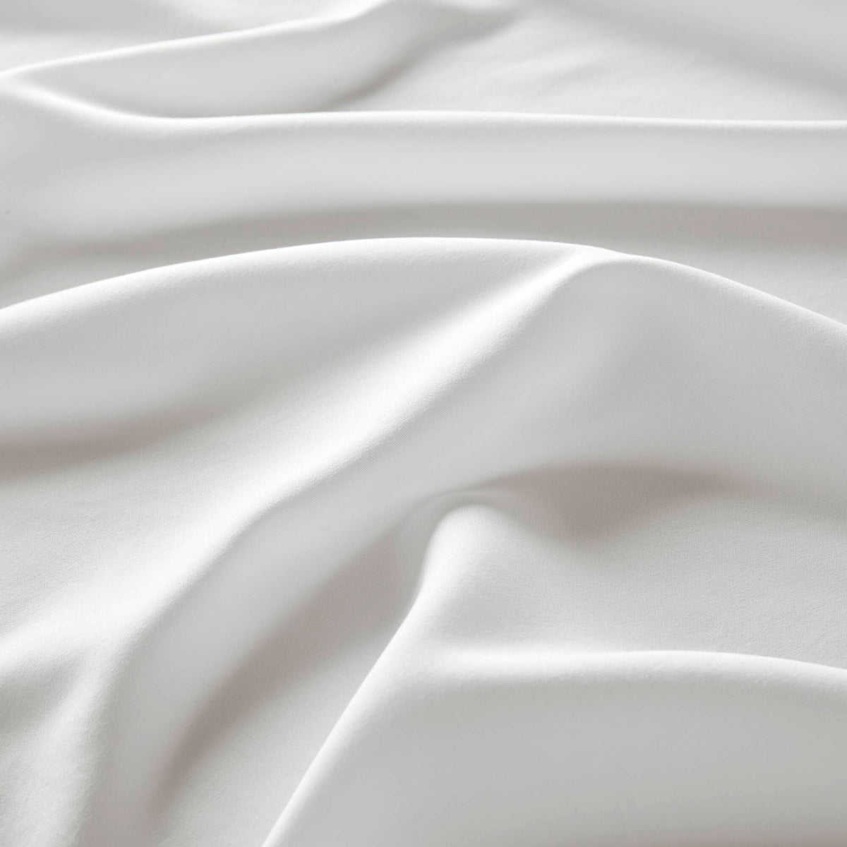 Plain Weave - Queen Essential Microfiber Sheet Set - Bright White