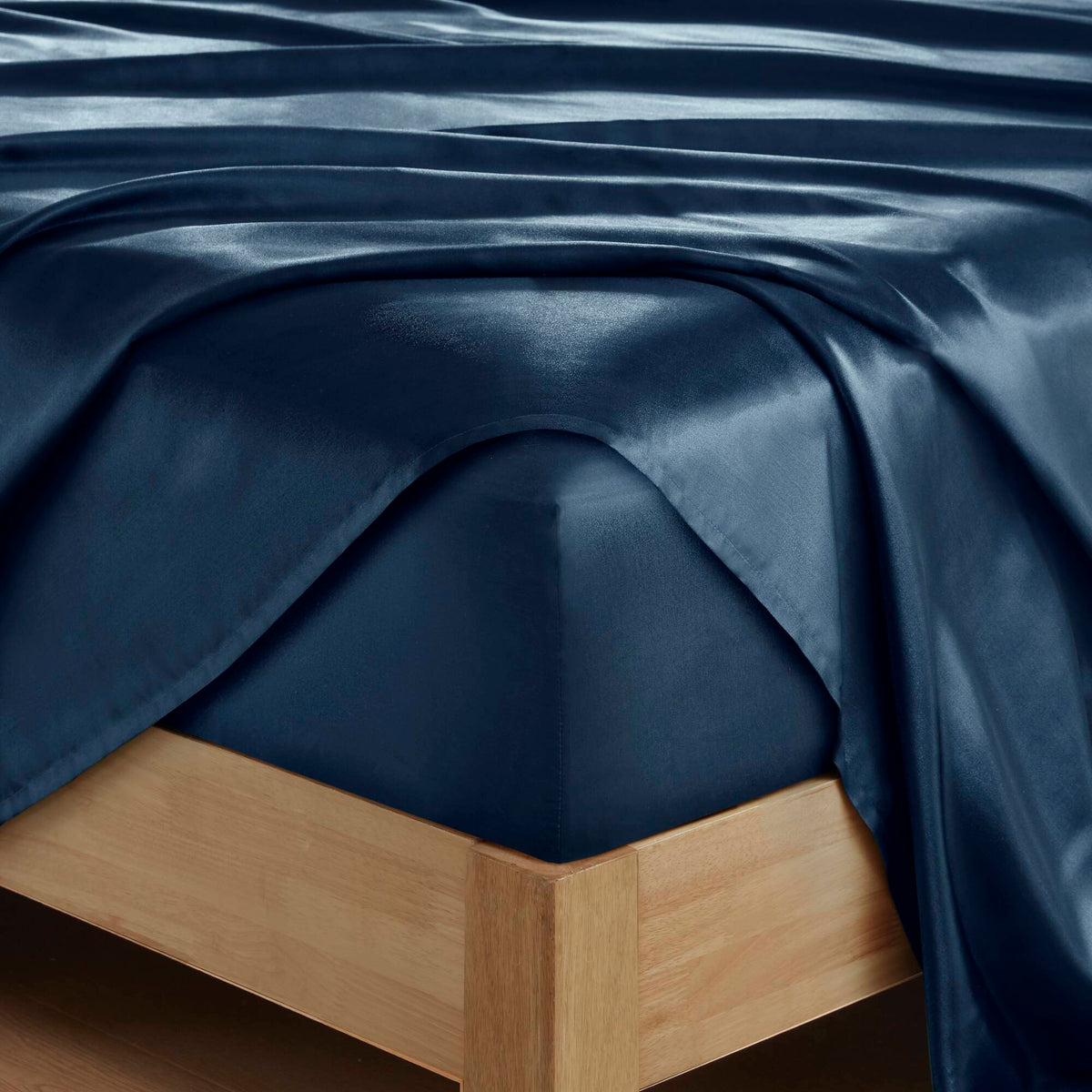 Satin - 6 Piece Full Luxury Sheet Set - Midnight Blue