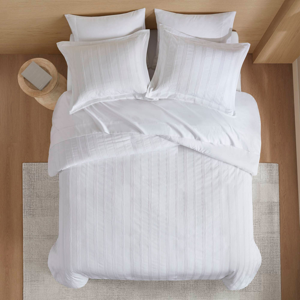 Logan - King Striped Duvet Set - White