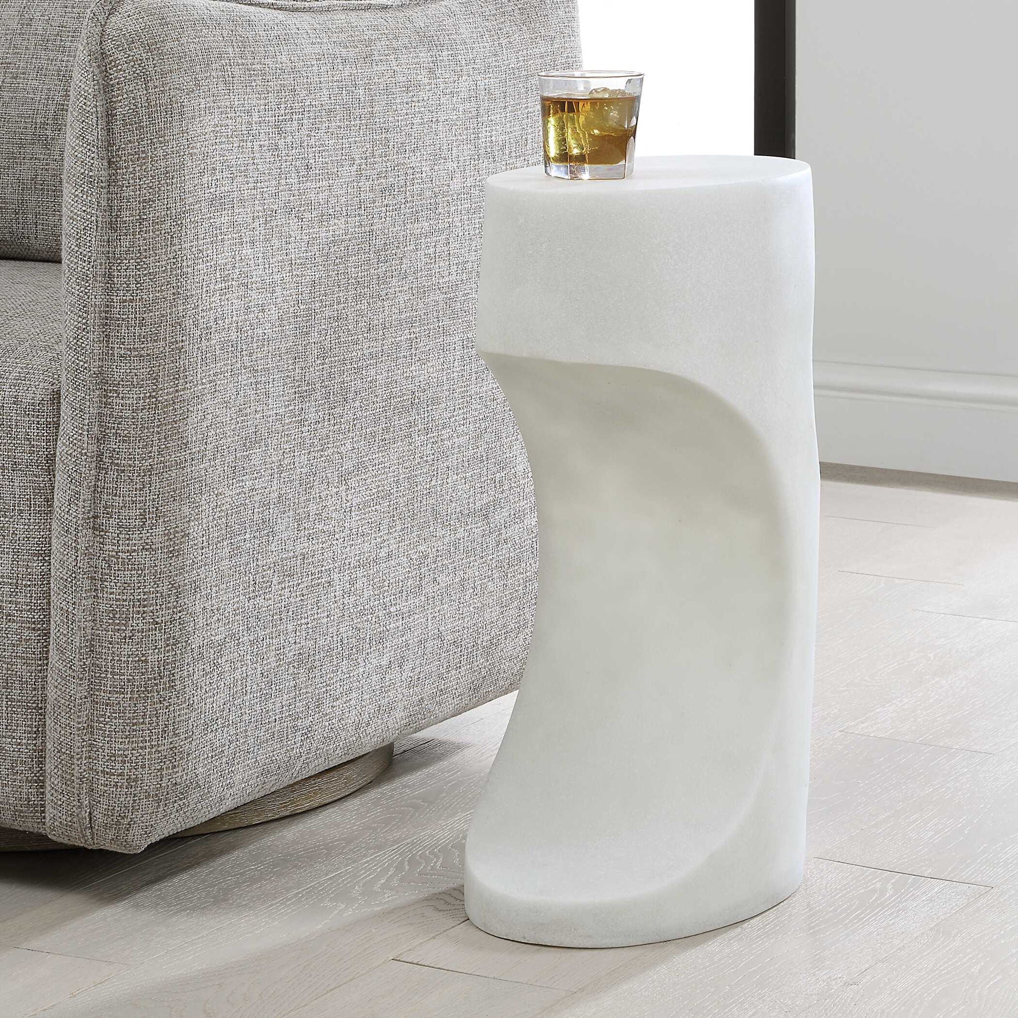 Stevie - Indoor-Outdoor Accent Table - White