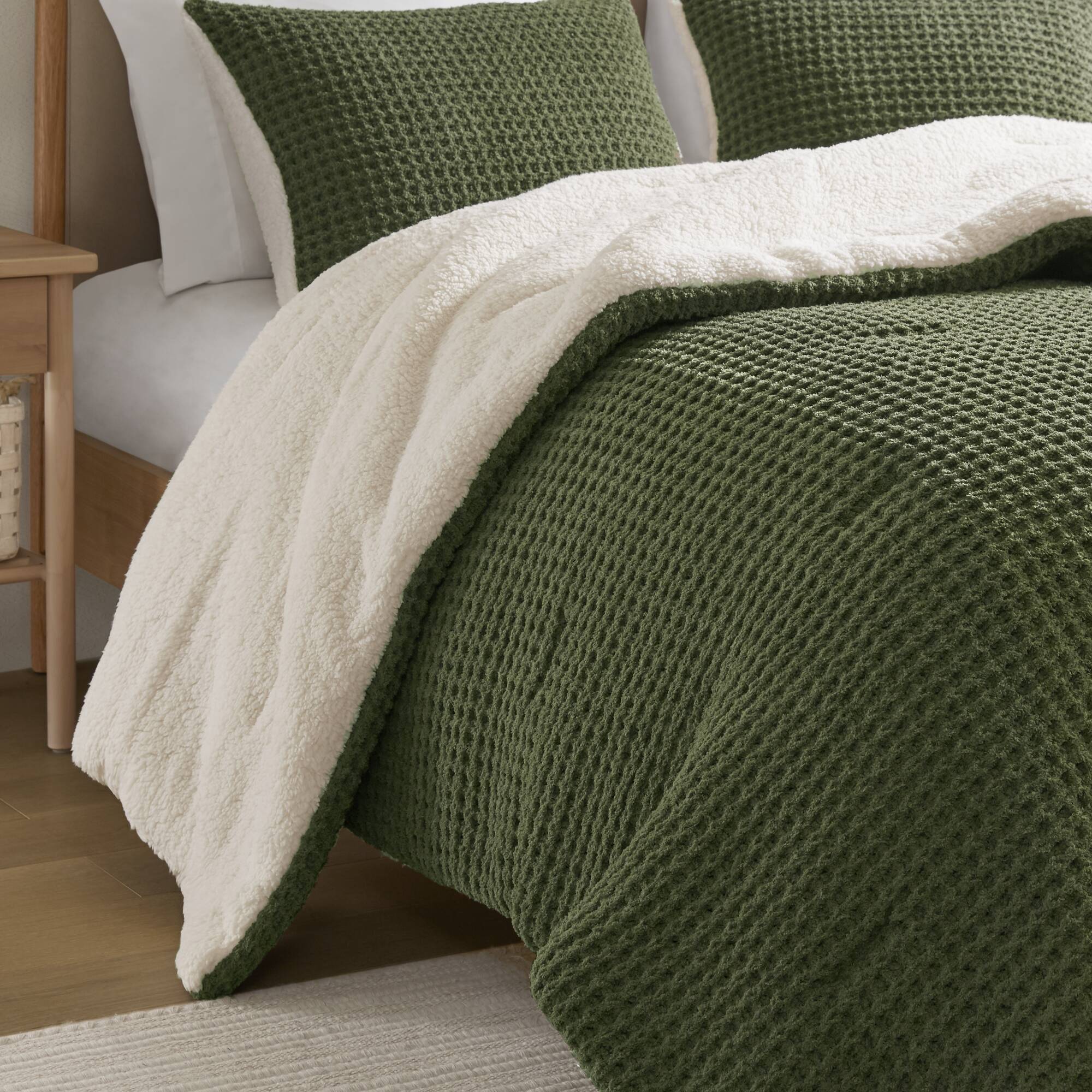 Riordan - King Waffle Knit Comforter Set - Olive