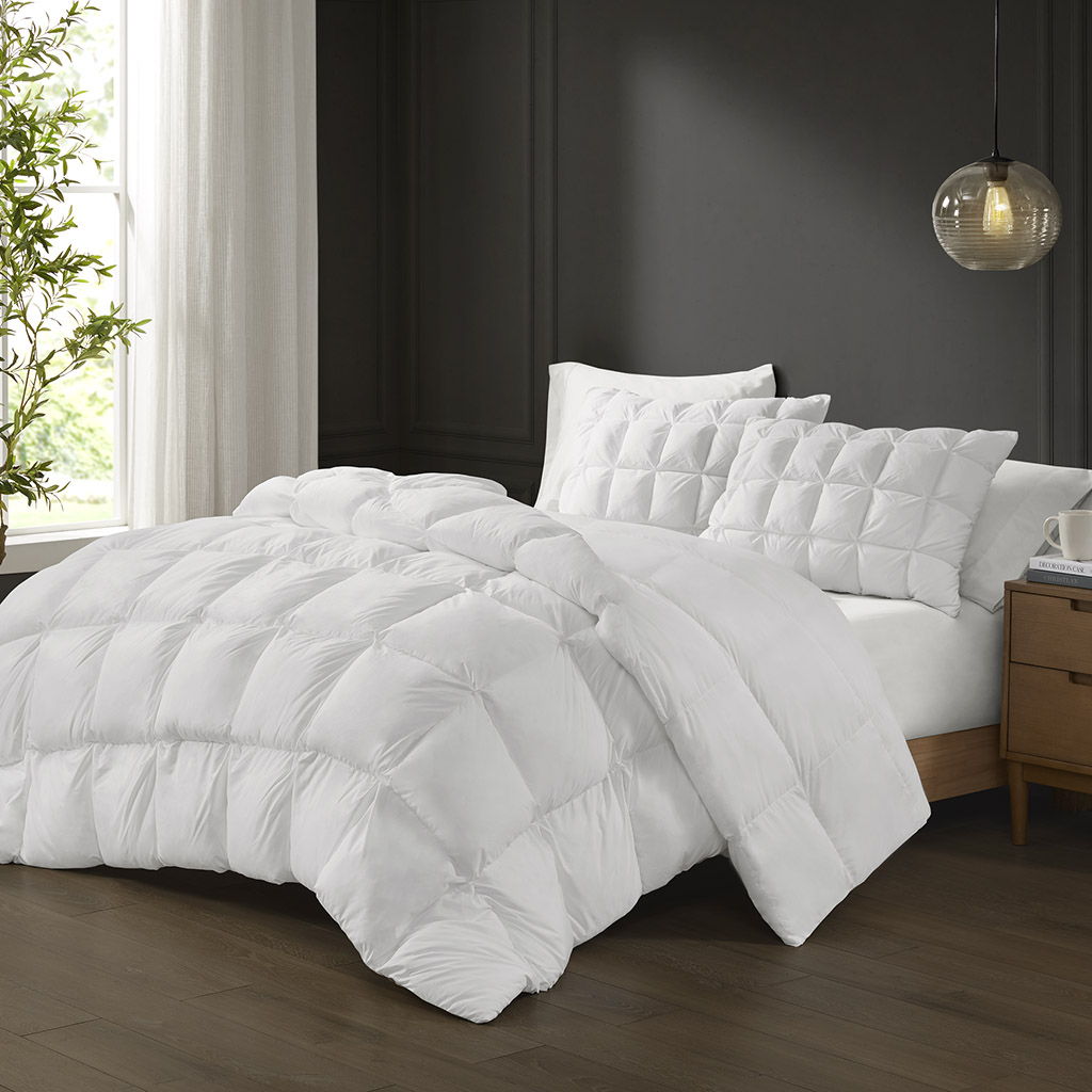 Stay Puffed - Overfilled Down Alternative King Comforter - White