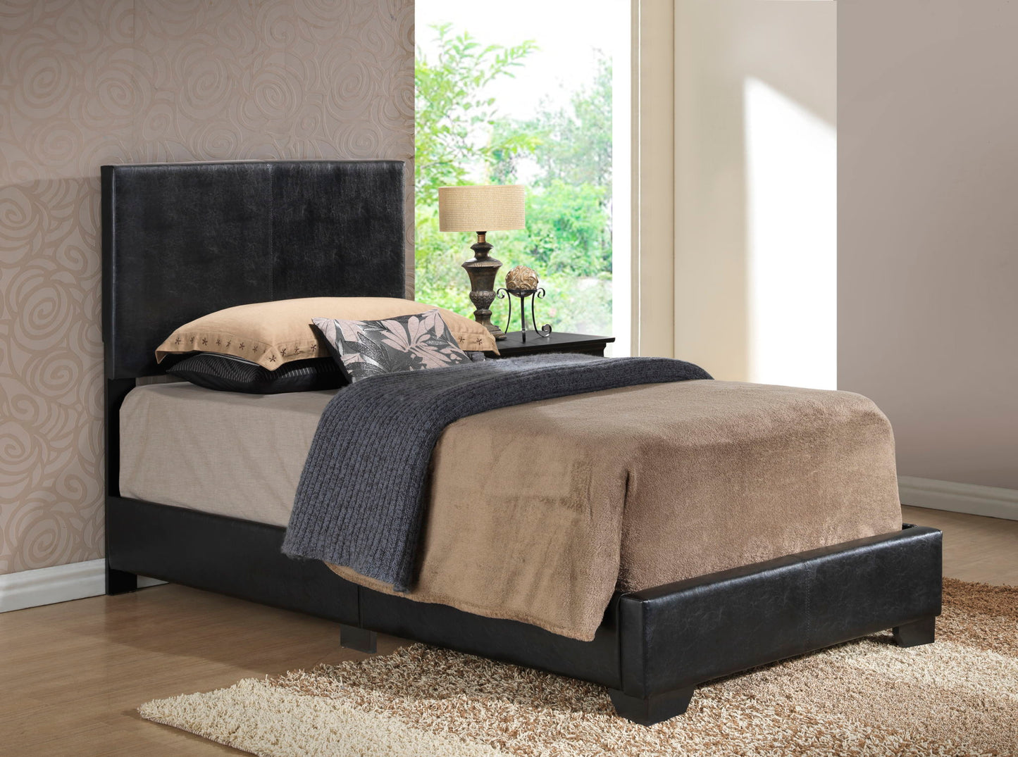 Elegant Platform Bed For Relaxed Spaces